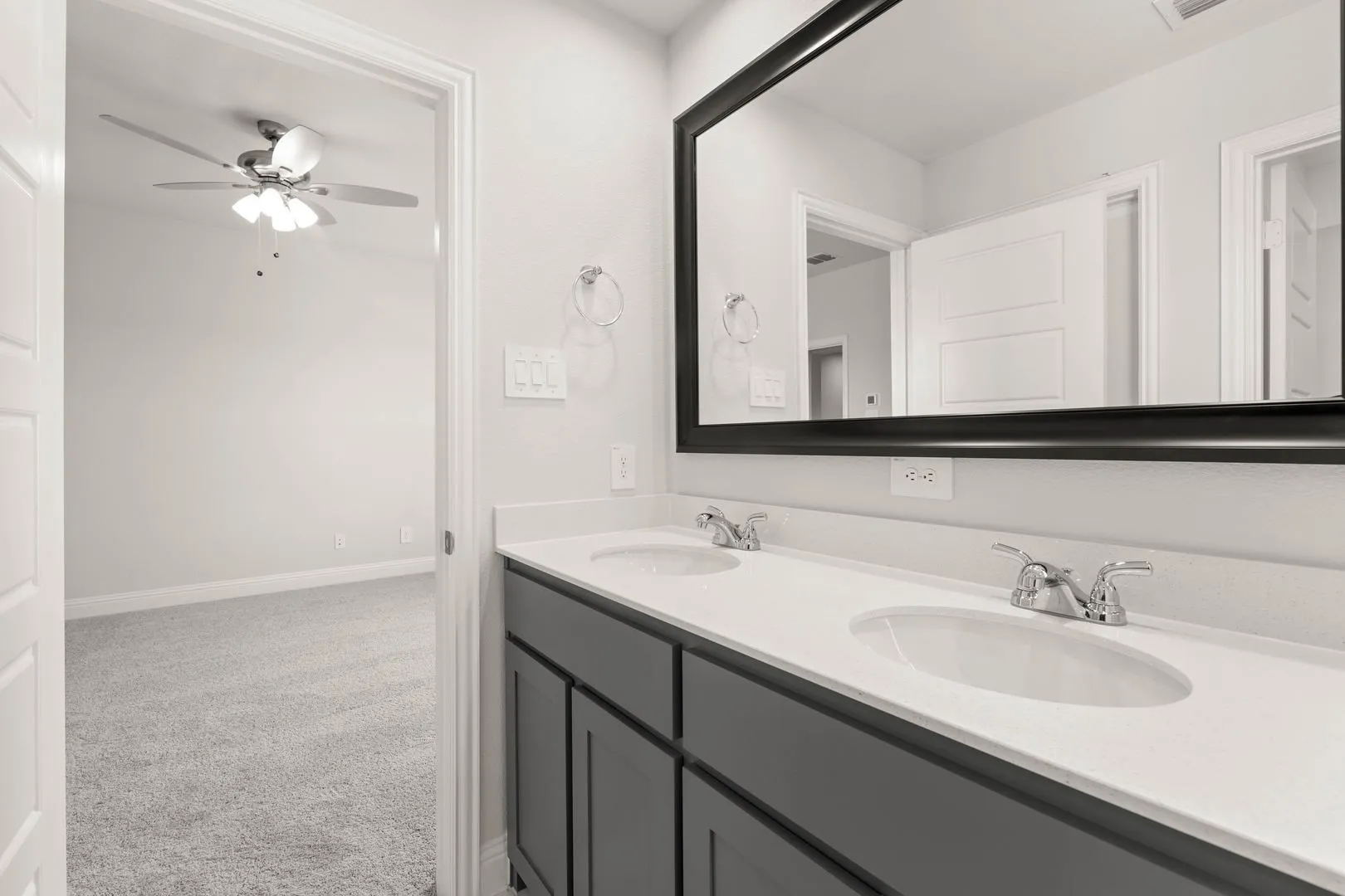 672 Sandiford-Primary Suite-6
