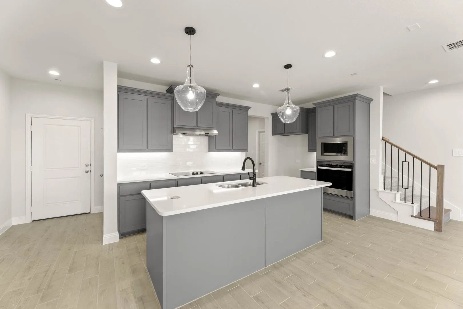 672 Sandiford-Kitchen-2