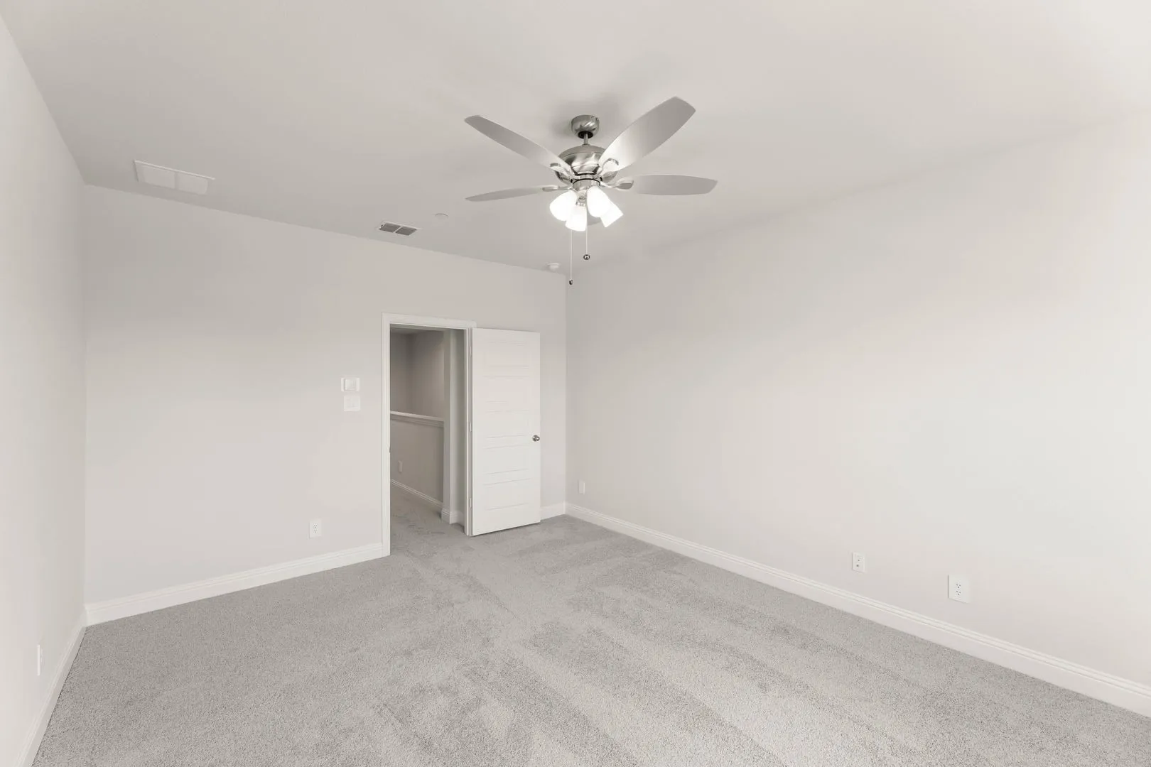 672 Sandiford-Primary Suite-2