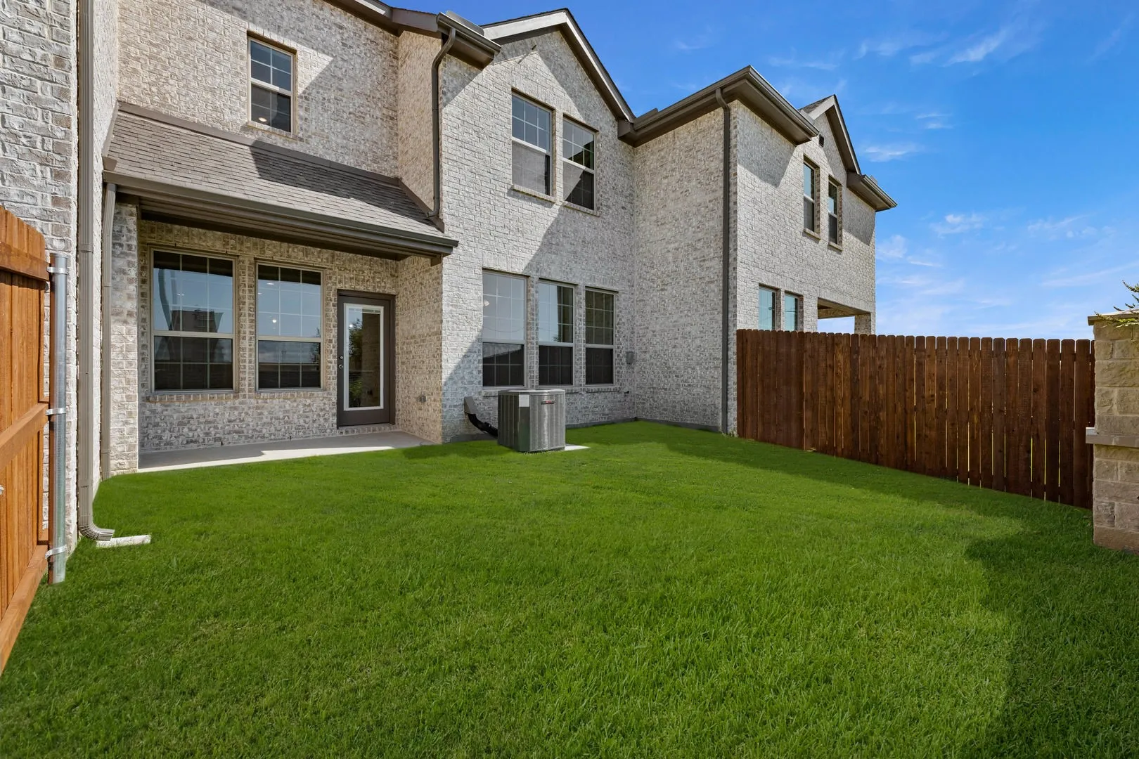 672 Sandiford-Back-1