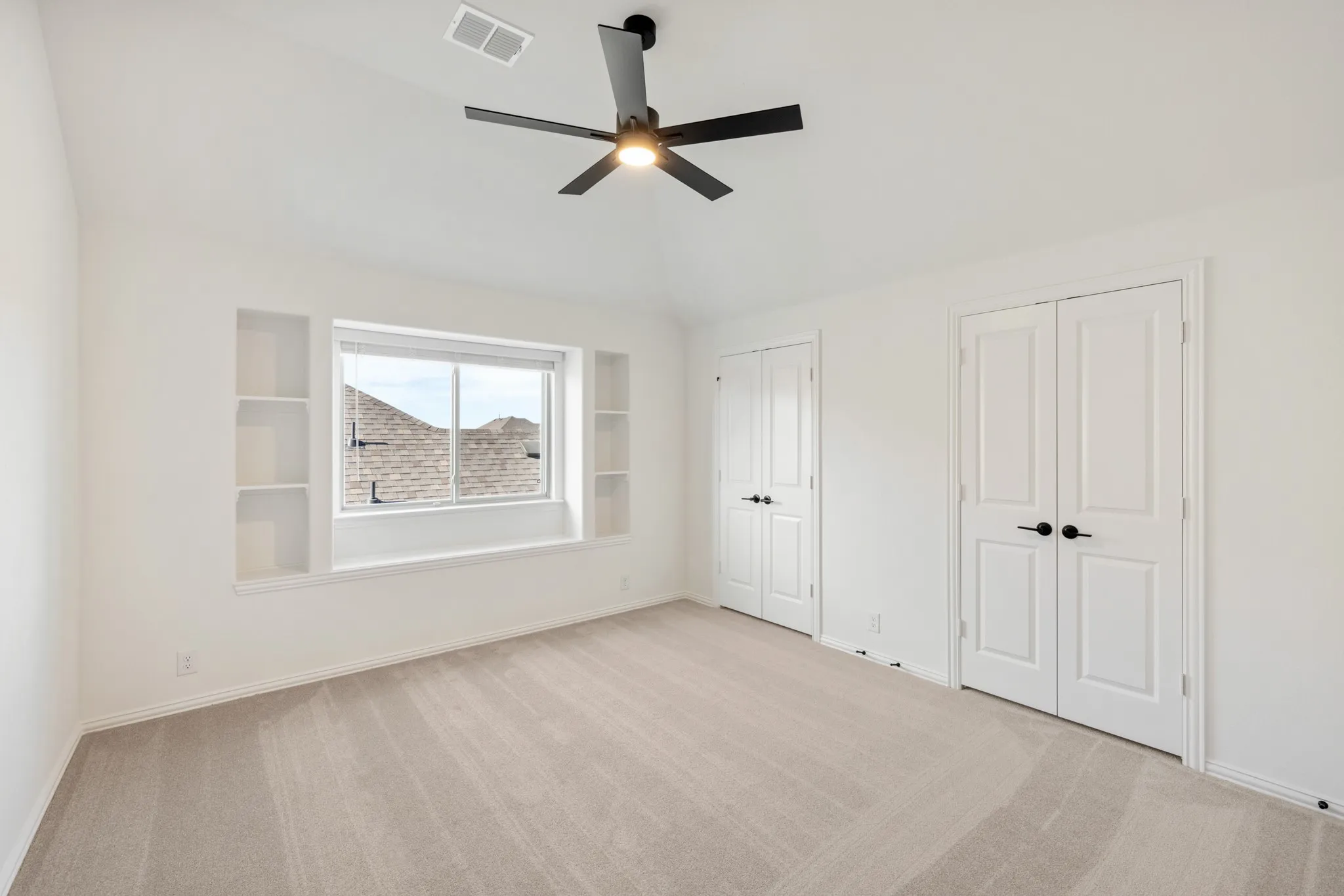 Single Family Residence For Sale in Denton County , 1001 Sedona Trail, Justin, Texas 76247, 4 Bedroom, 4 Bathroom, 2 Garage spaces, 3,430 Sqft, built in 2025, New Construction - Complete, mls#21059025, Real Estate Agent in Justin, Homes For Sale in Denton county, Homes For Sale in Justin, Realtor in Justin Texas, Real Estate Brokerage Independent Realty Texas, Luminita Cordes Realtor