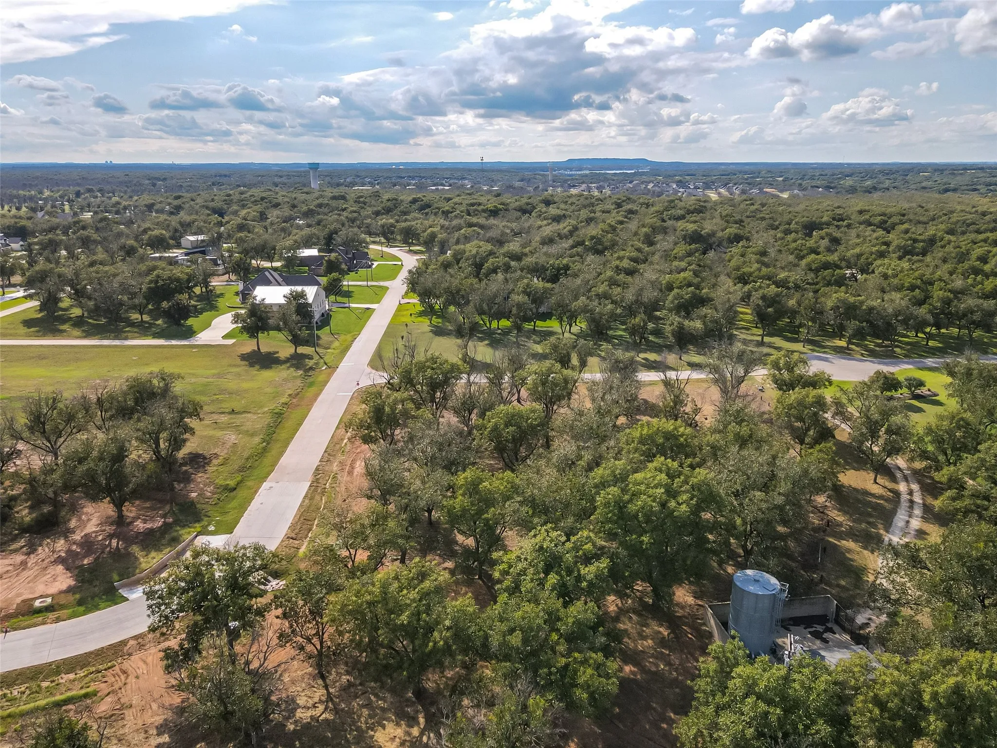 Unimproved Land For Sale in Hood County , 906 E Landings Drive, Granbury, Texas 76049, 0, 0, Garage spaces, 0 Sqft, built in 0, mls#21068143, Real Estate Agent in Granbury, Homes For Sale in Hood county, Homes For Sale in Granbury, Realtor in Granbury Texas, Real Estate Brokerage Independent Realty Texas, Luminita Cordes Realtor