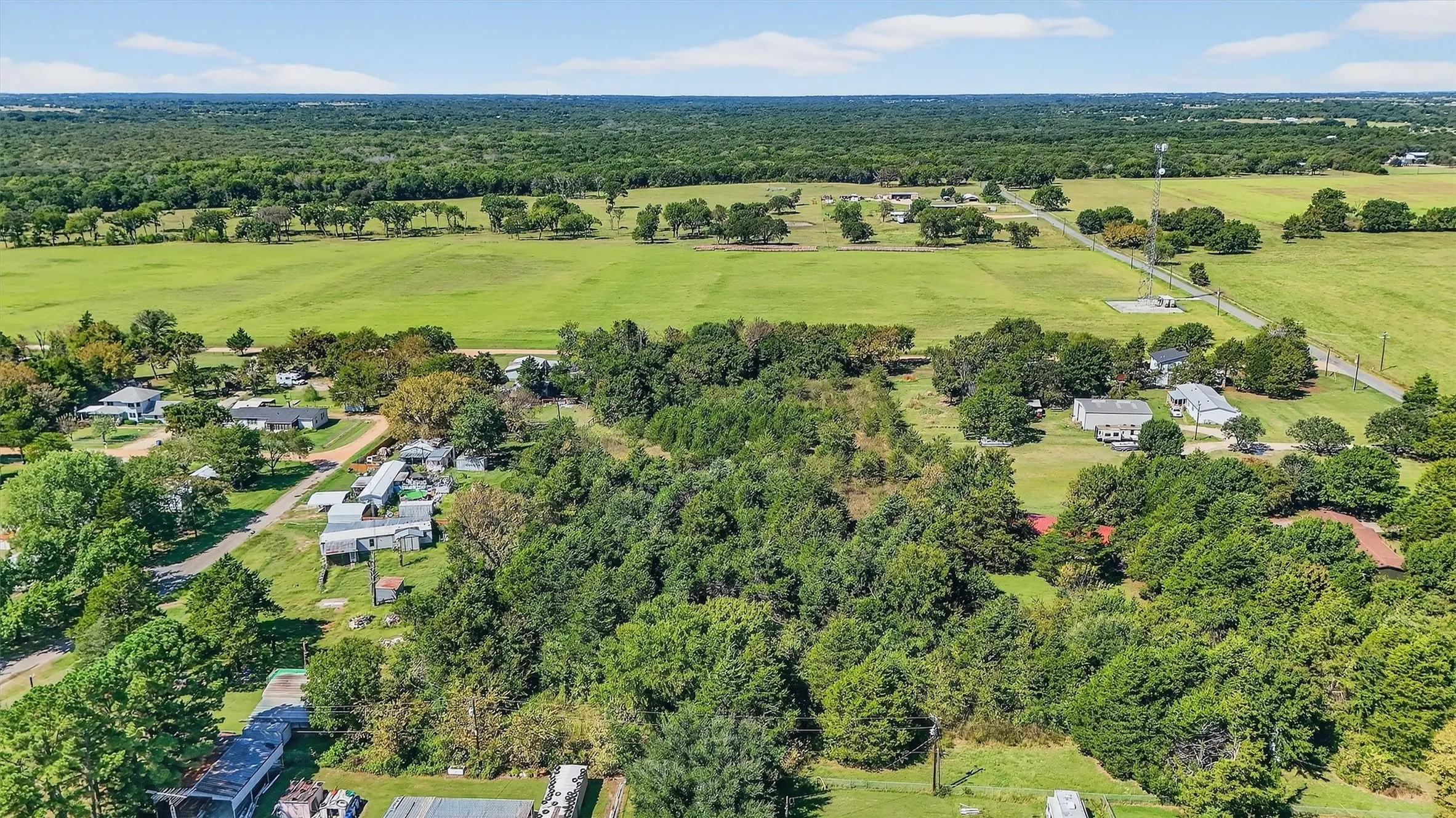 Unimproved Land For Sale in Grayson County , TBD Old Sadler Road, Sadler, Texas 76264, 0, 0, Garage spaces, 0 Sqft, built in 0, mls#21066427, Real Estate Agent in Sadler, Homes For Sale in Grayson county, Homes For Sale in Sadler, Realtor in Sadler Texas, Real Estate Brokerage Independent Realty Texas, Luminita Cordes Realtor