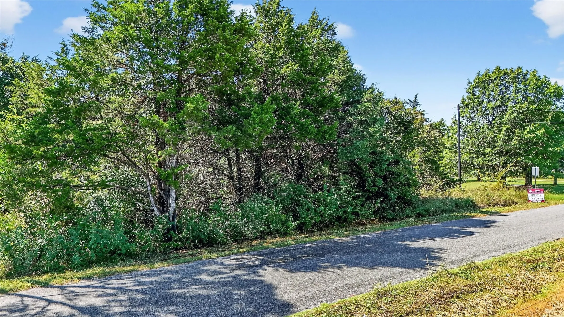 Unimproved Land For Sale in Grayson County , TBD Old Sadler Road, Sadler, Texas 76264, 0, 0, Garage spaces, 0 Sqft, built in 0, mls#21066427, Real Estate Agent in Sadler, Homes For Sale in Grayson county, Homes For Sale in Sadler, Realtor in Sadler Texas, Real Estate Brokerage Independent Realty Texas, Luminita Cordes Realtor