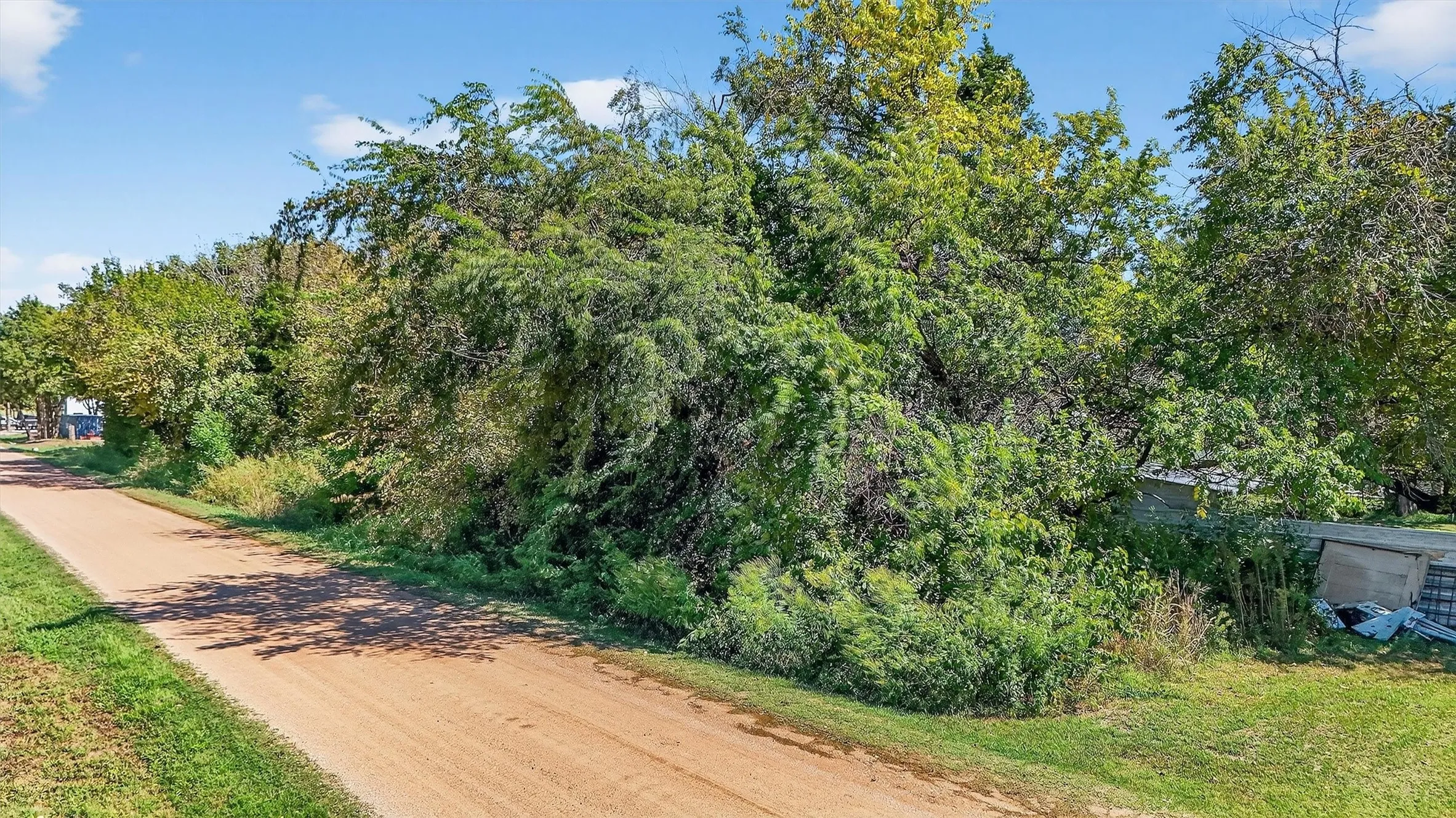 Unimproved Land For Sale in Grayson County , TBD Old Sadler Road, Sadler, Texas 76264, 0, 0, Garage spaces, 0 Sqft, built in 0, mls#21066427, Real Estate Agent in Sadler, Homes For Sale in Grayson county, Homes For Sale in Sadler, Realtor in Sadler Texas, Real Estate Brokerage Independent Realty Texas, Luminita Cordes Realtor