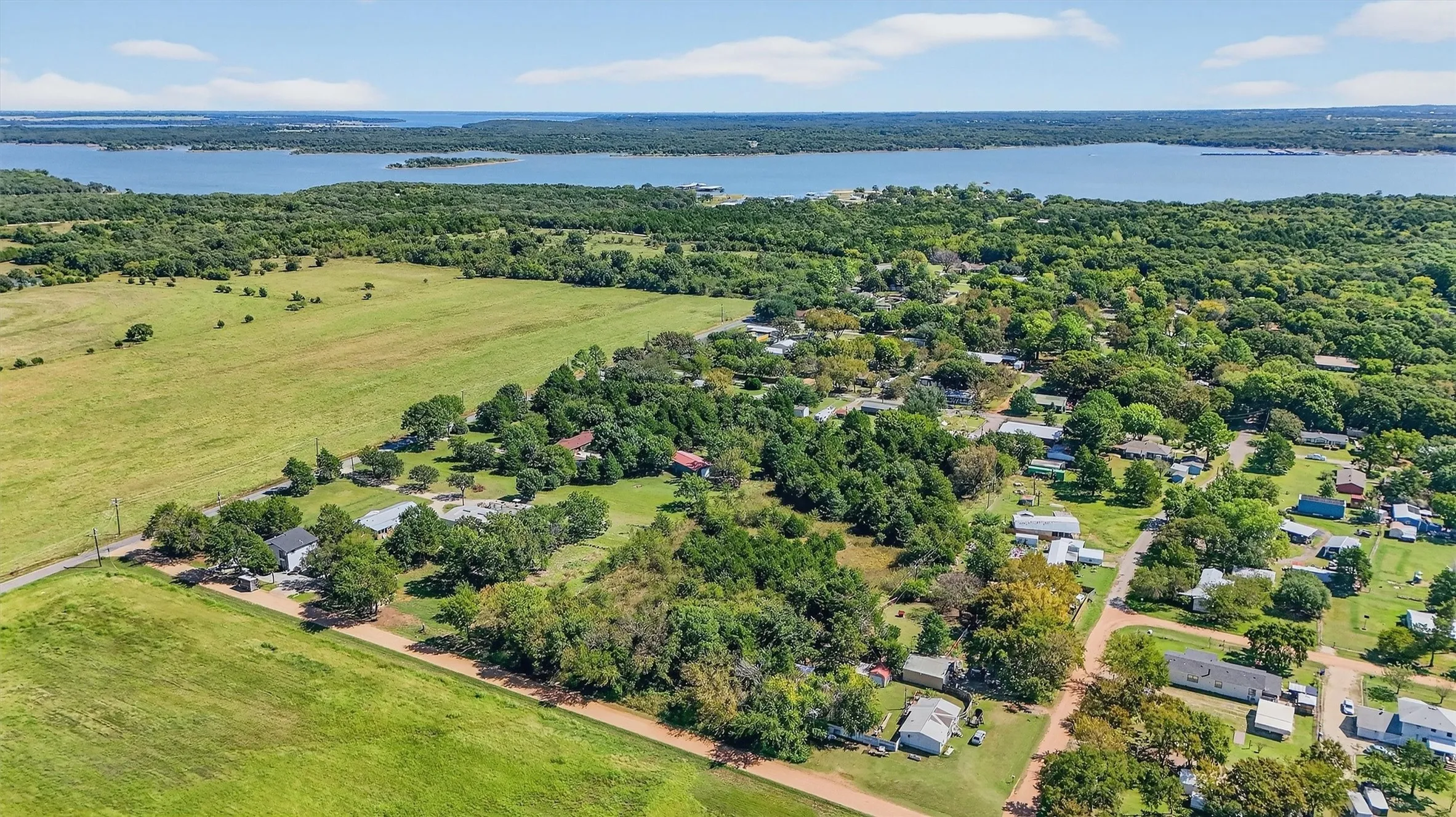 Unimproved Land For Sale in Grayson County , TBD Old Sadler Road, Sadler, Texas 76264, 0, 0, Garage spaces, 0 Sqft, built in 0, mls#21066427, Real Estate Agent in Sadler, Homes For Sale in Grayson county, Homes For Sale in Sadler, Realtor in Sadler Texas, Real Estate Brokerage Independent Realty Texas, Luminita Cordes Realtor