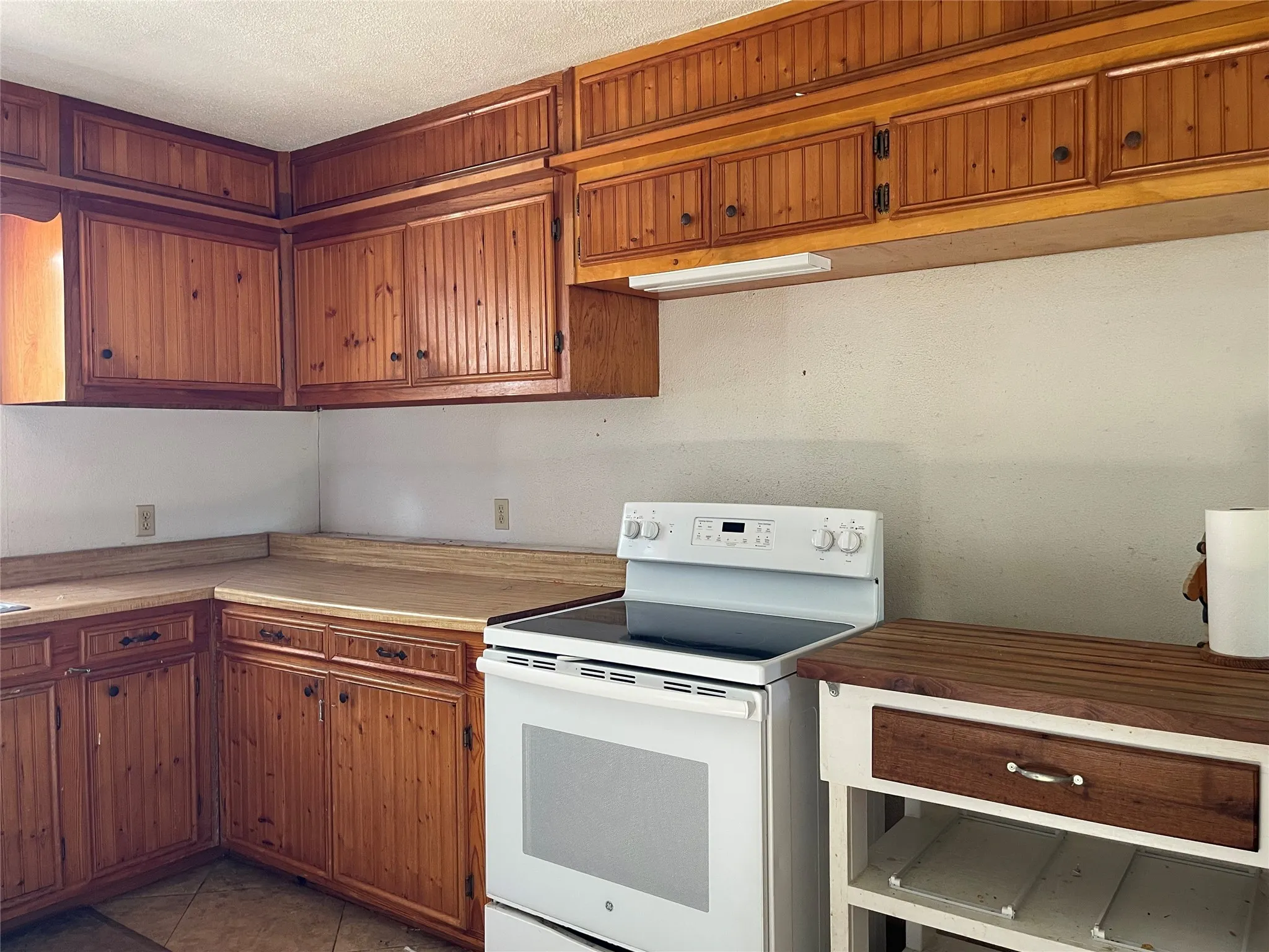 Single Family Residence For Sale in Limestone County , 367 PR 5587A, Jewett, Texas 75846, 2 Bedroom, 2 Bathroom, Garage spaces, 1,400 Sqft, built in 1991, Price $120,000, mls#21061652, Real Estate Agent in Jewett, Homes For Sale in Limestone county, Homes For Sale in Jewett, Realtor in Jewett Texas, Real Estate Brokerage Independent Realty Texas, Luminita Cordes Realtor