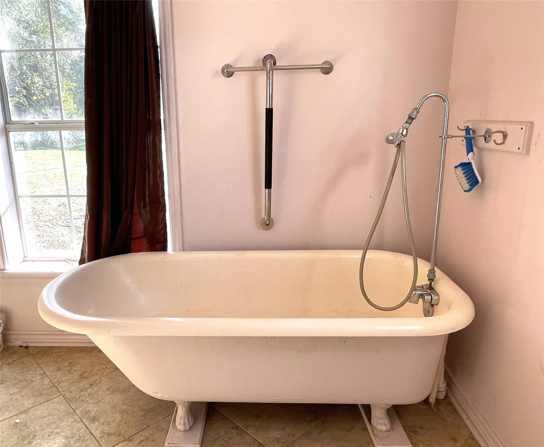 Single Family Residence For Sale in Limestone County , 367 PR 5587A, Jewett, Texas 75846, 2 Bedroom, 2 Bathroom, Garage spaces, 1,400 Sqft, built in 1991, Price $120,000, mls#21061652, Real Estate Agent in Jewett, Homes For Sale in Limestone county, Homes For Sale in Jewett, Realtor in Jewett Texas, Real Estate Brokerage Independent Realty Texas, Luminita Cordes Realtor