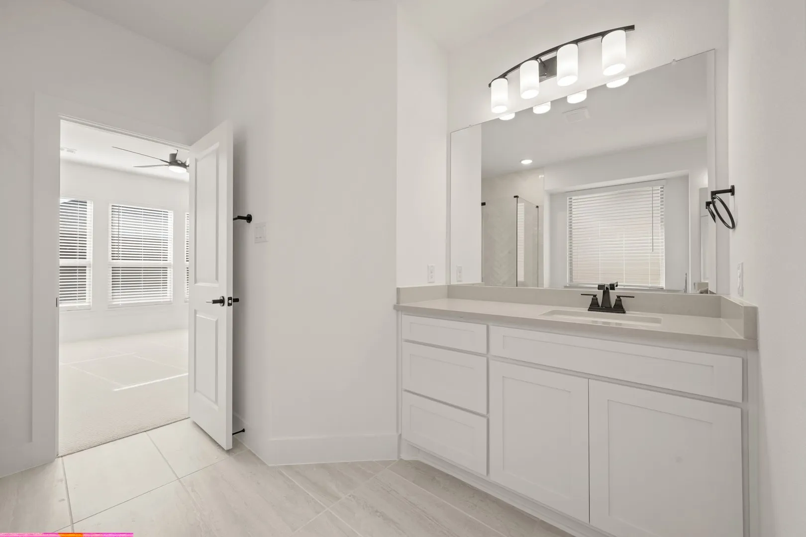 402 Crestview- Primary Suite-4