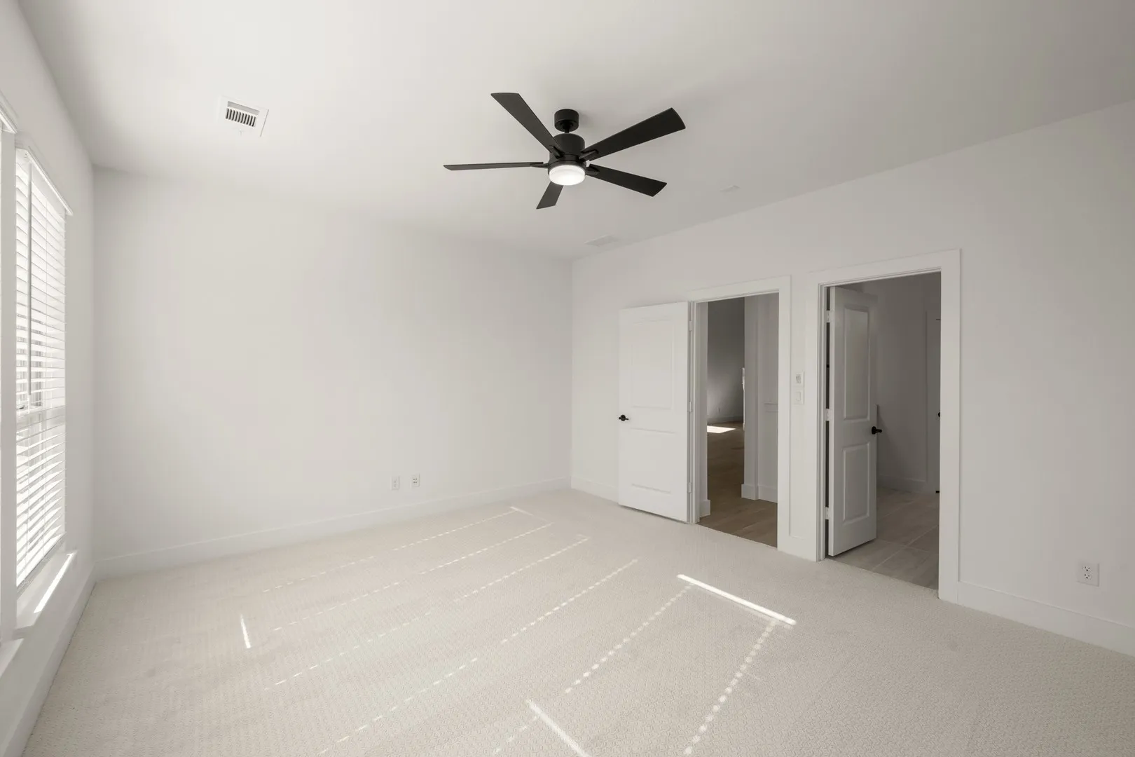 402 Crestview- Primary Suite-2