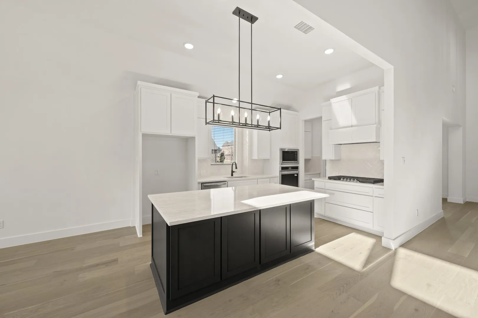 402 Crestview- Kitchen-1