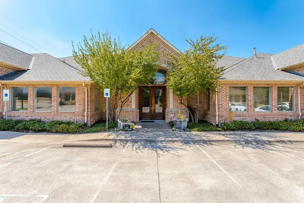 Office For Sale in Collin County , 5212 Village Creek Dr Drive B, Plano, Texas 75093, 0, 0, Garage spaces, 0 Sqft, built in 2000, Preowned, mls#21070051, Real Estate Agent in Plano, Homes For Sale in Collin county, Homes For Sale in Plano, Realtor in Plano Texas, Real Estate Brokerage Independent Realty Texas, Luminita Cordes Realtor