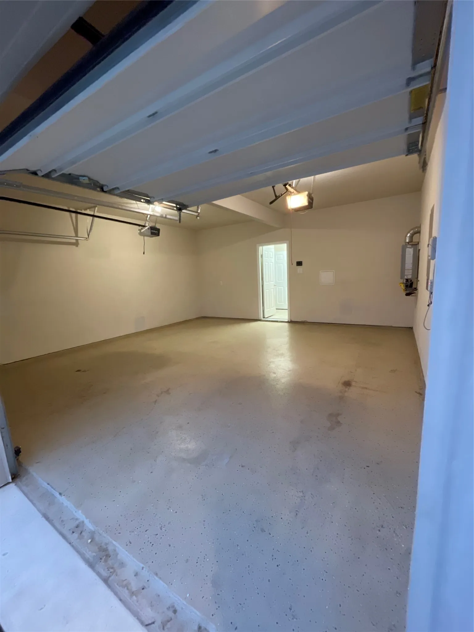 Single Family Residence For Rent in Collin County , 1221 hoyt Drive, Mc Kinney, Texas 75071, 5 Bedroom, 4 Bathroom, 2 Garage spaces, 3,799 Sqft, built in 2019, mls#21048985, Real Estate Agent in Mc Kinney, Homes For Rent in Collin county, Homes For Rent in Mc Kinney, Realtor in Mc Kinney Texas, Real Estate Brokerage Independent Realty Texas, Luminita Cordes Realtor