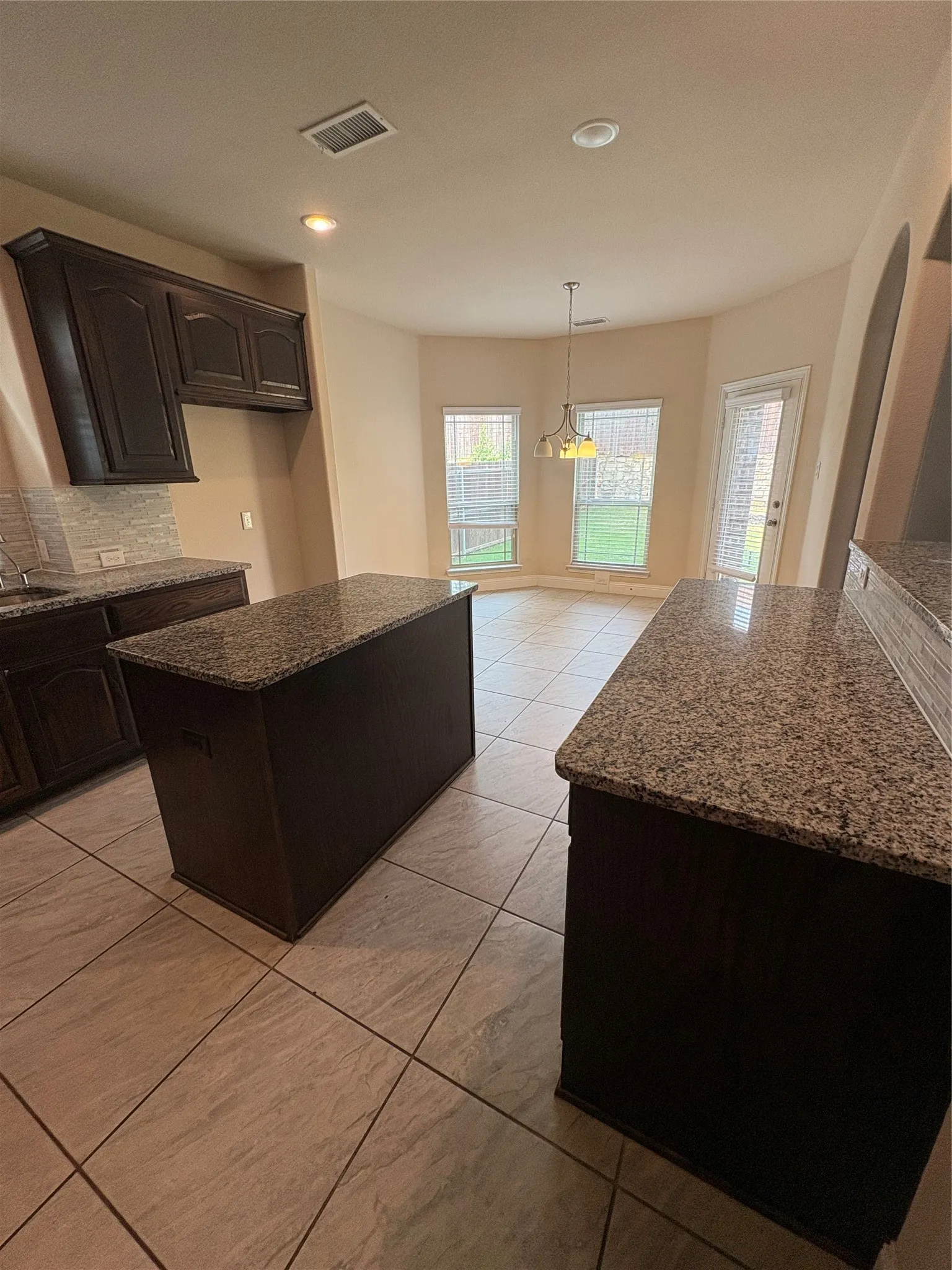 Single Family Residence For Rent in Collin County , 1221 hoyt Drive, Mc Kinney, Texas 75071, 5 Bedroom, 4 Bathroom, 2 Garage spaces, 3,799 Sqft, built in 2019, mls#21048985, Real Estate Agent in Mc Kinney, Homes For Rent in Collin county, Homes For Rent in Mc Kinney, Realtor in Mc Kinney Texas, Real Estate Brokerage Independent Realty Texas, Luminita Cordes Realtor