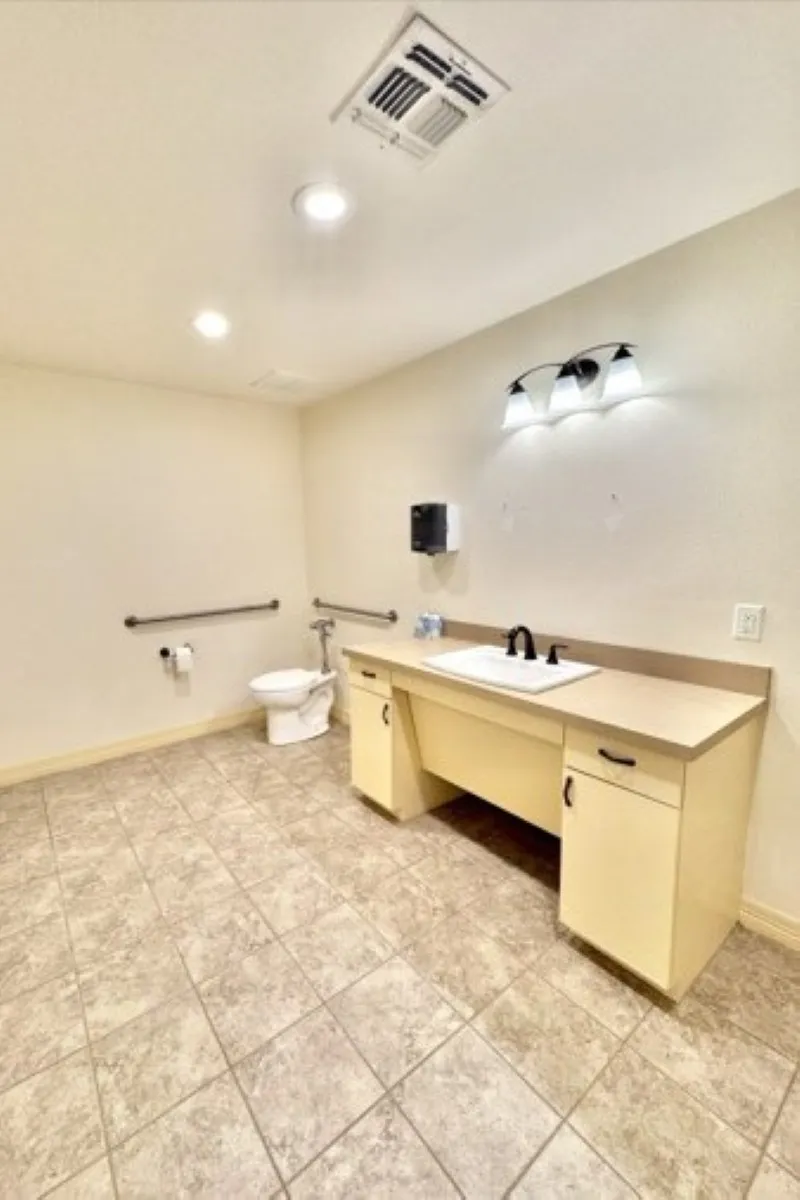 Office For Rent in Grayson County , 101 US Hwy 75, Denison, Texas 75020, 0, 0, Garage spaces, 0 Sqft, built in 2002, Preowned, Price $19, mls#21070840, Real Estate Agent in Denison, Homes For Rent in Grayson county, Homes For Rent in Denison, Realtor in Denison Texas, Real Estate Brokerage Independent Realty Texas, Luminita Cordes Realtor