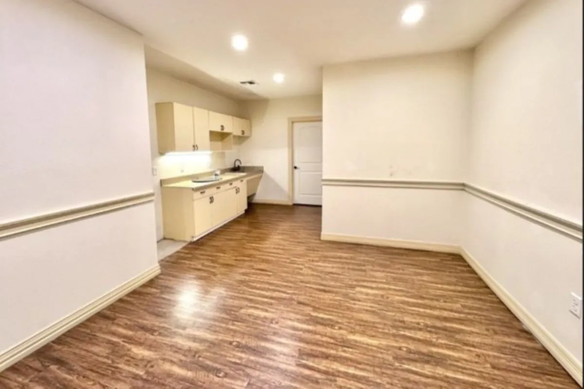 Office For Rent in Grayson County , 101 US Hwy 75, Denison, Texas 75020, 0, 0, Garage spaces, 0 Sqft, built in 2002, Preowned, Price $19, mls#21070840, Real Estate Agent in Denison, Homes For Rent in Grayson county, Homes For Rent in Denison, Realtor in Denison Texas, Real Estate Brokerage Independent Realty Texas, Luminita Cordes Realtor