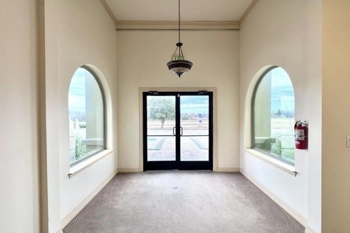 Office For Rent in Grayson County , 101 US Hwy 75, Denison, Texas 75020, 0, 0, Garage spaces, 0 Sqft, built in 2002, Preowned, Price $19, mls#21070840, Real Estate Agent in Denison, Homes For Rent in Grayson county, Homes For Rent in Denison, Realtor in Denison Texas, Real Estate Brokerage Independent Realty Texas, Luminita Cordes Realtor