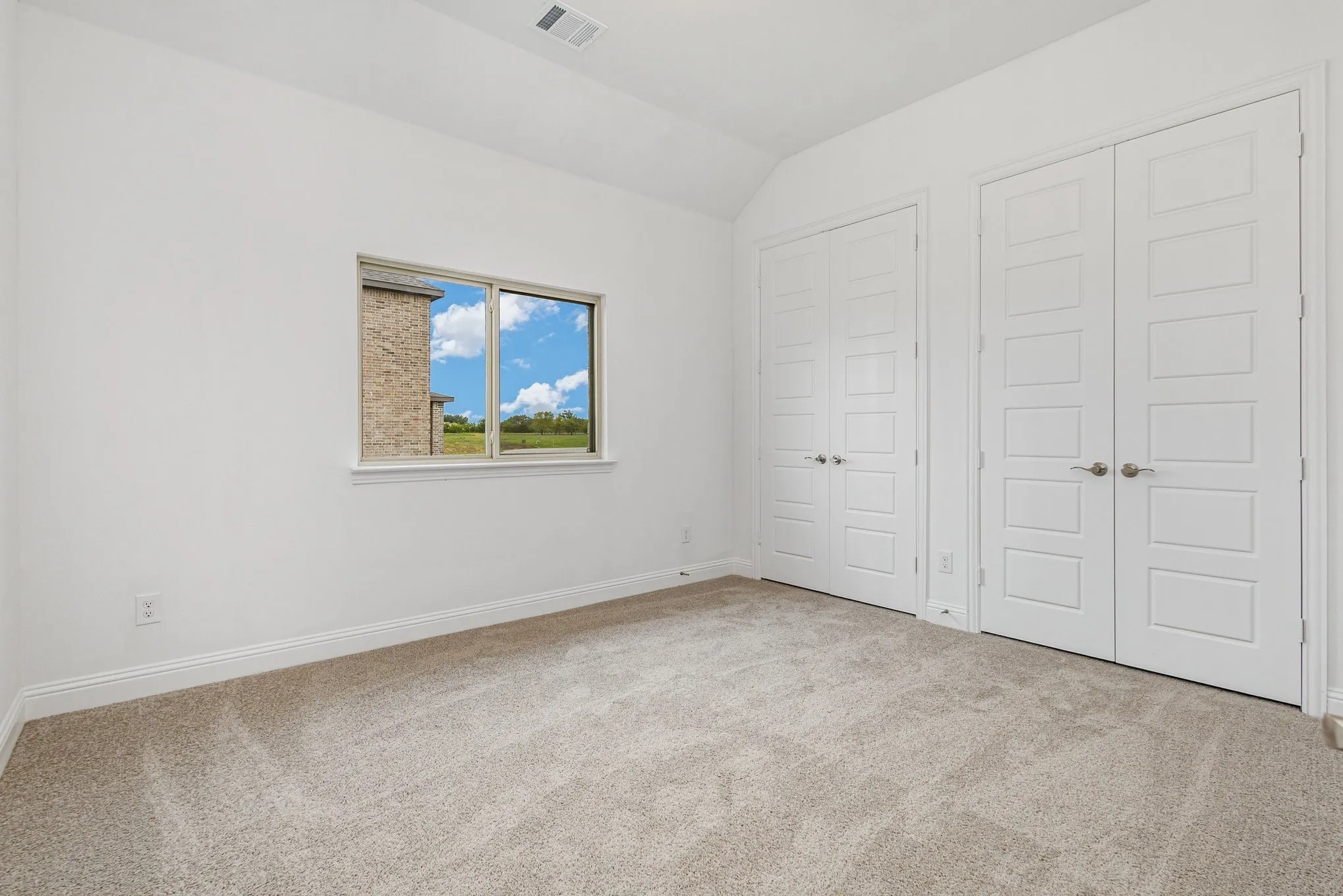 Single Family Residence For Sale in Denton County , 6044 Mango, Sanger, Texas 76266, 4 Bedroom, 2 Bathroom, 2 Garage spaces, 2,445 Sqft, built in 2025, mls#21070989, Real Estate Agent in Sanger, Homes For Sale in Denton county, Homes For Sale in Sanger, Realtor in Sanger Texas, Real Estate Brokerage Independent Realty Texas, Luminita Cordes Realtor