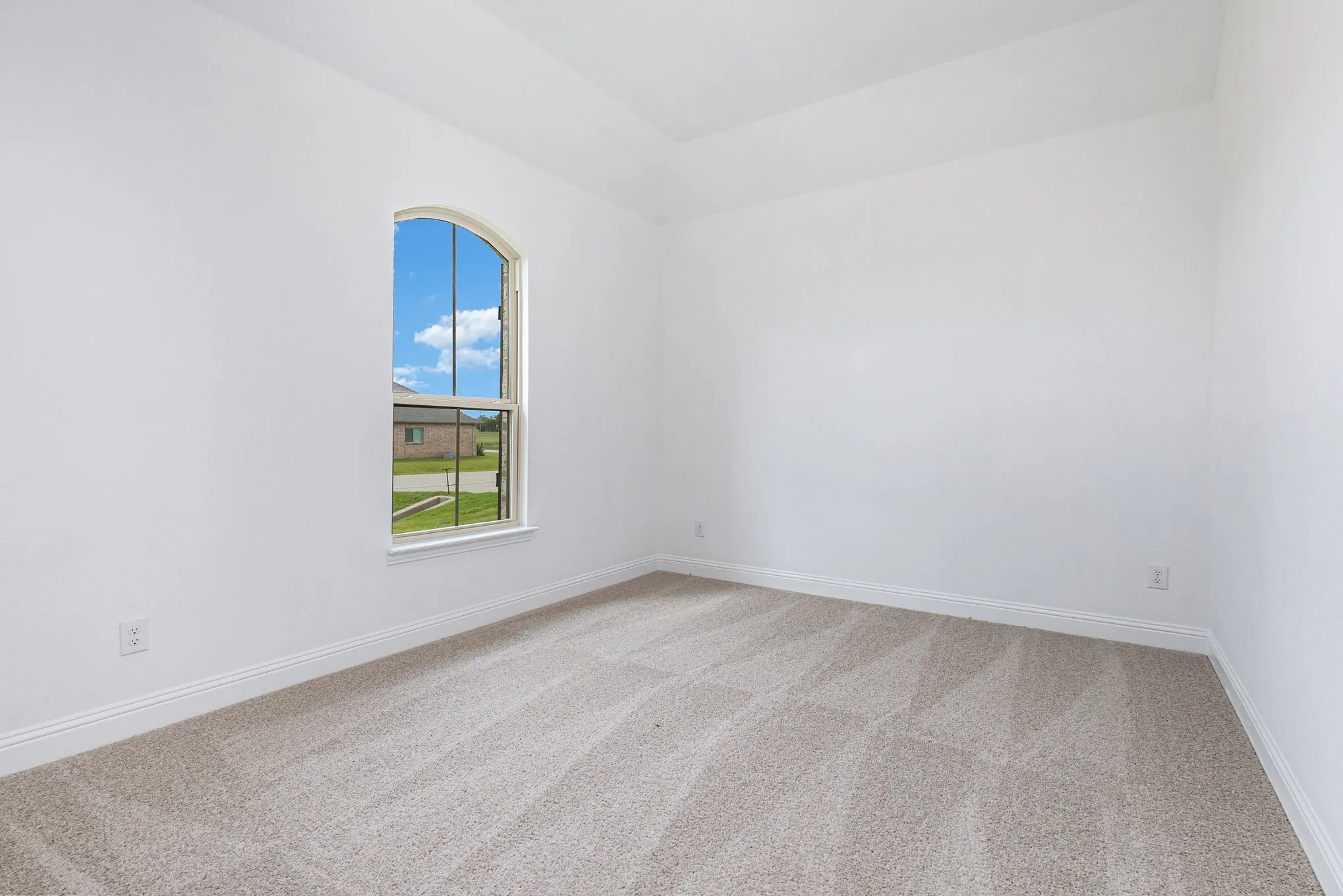 Single Family Residence For Sale in Denton County , 6044 Mango, Sanger, Texas 76266, 4 Bedroom, 2 Bathroom, 2 Garage spaces, 2,445 Sqft, built in 2025, mls#21070989, Real Estate Agent in Sanger, Homes For Sale in Denton county, Homes For Sale in Sanger, Realtor in Sanger Texas, Real Estate Brokerage Independent Realty Texas, Luminita Cordes Realtor