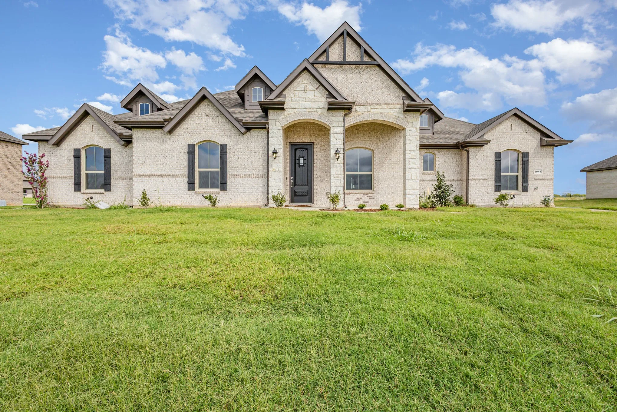 Single Family Residence For Sale in Denton County , 6044 Mango, Sanger, Texas 76266, 4 Bedroom, 2 Bathroom, 2 Garage spaces, 2,445 Sqft, built in 2025, mls#21070989, Real Estate Agent in Sanger, Homes For Sale in Denton county, Homes For Sale in Sanger, Realtor in Sanger Texas, Real Estate Brokerage Independent Realty Texas, Luminita Cordes Realtor