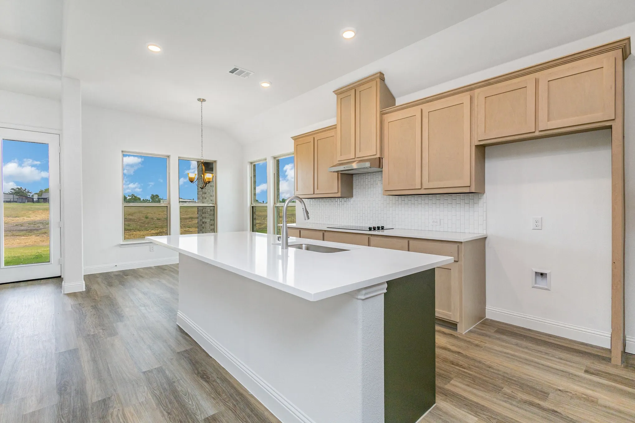 Single Family Residence For Sale in Denton County , 6044 Mango, Sanger, Texas 76266, 4 Bedroom, 2 Bathroom, 2 Garage spaces, 2,445 Sqft, built in 2025, mls#21070989, Real Estate Agent in Sanger, Homes For Sale in Denton county, Homes For Sale in Sanger, Realtor in Sanger Texas, Real Estate Brokerage Independent Realty Texas, Luminita Cordes Realtor