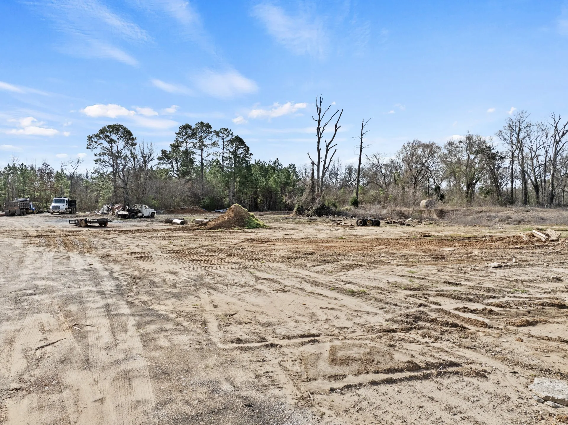 Industrial For Sale in Titus County , 760 E 16th Street, Mt Pleasant, Texas 75455, 0, 0, Garage spaces, 0 Sqft, built in 1995, Preowned, mls#21066846, Real Estate Agent in Mt Pleasant, Homes For Sale in Titus county, Homes For Sale in Mt Pleasant, Realtor in Mt Pleasant Texas, Real Estate Brokerage Independent Realty Texas, Luminita Cordes Realtor