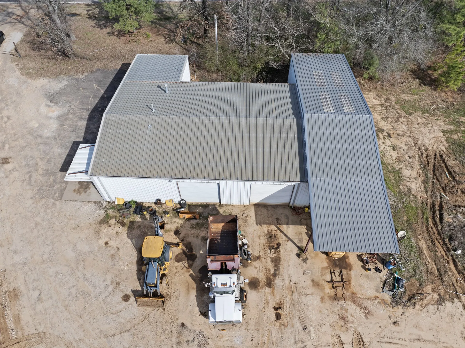 Industrial For Sale in Titus County , 760 E 16th Street, Mt Pleasant, Texas 75455, 0, 0, Garage spaces, 0 Sqft, built in 1995, Preowned, mls#21066846, Real Estate Agent in Mt Pleasant, Homes For Sale in Titus county, Homes For Sale in Mt Pleasant, Realtor in Mt Pleasant Texas, Real Estate Brokerage Independent Realty Texas, Luminita Cordes Realtor
