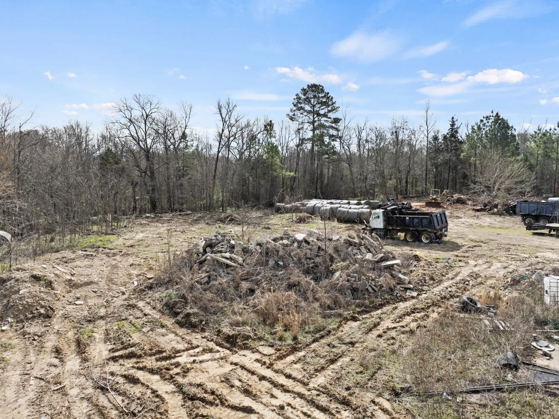 Industrial For Sale in Titus County , 760 E 16th Street, Mt Pleasant, Texas 75455, 0, 0, Garage spaces, 0 Sqft, built in 1995, Preowned, mls#21066846, Real Estate Agent in Mt Pleasant, Homes For Sale in Titus county, Homes For Sale in Mt Pleasant, Realtor in Mt Pleasant Texas, Real Estate Brokerage Independent Realty Texas, Luminita Cordes Realtor