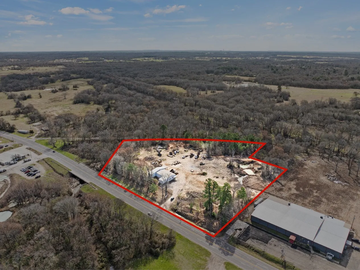 Industrial For Sale in Titus County , 760 E 16th Street, Mt Pleasant, Texas 75455, 0, 0, Garage spaces, 0 Sqft, built in 1995, Preowned, mls#21066846, Real Estate Agent in Mt Pleasant, Homes For Sale in Titus county, Homes For Sale in Mt Pleasant, Realtor in Mt Pleasant Texas, Real Estate Brokerage Independent Realty Texas, Luminita Cordes Realtor