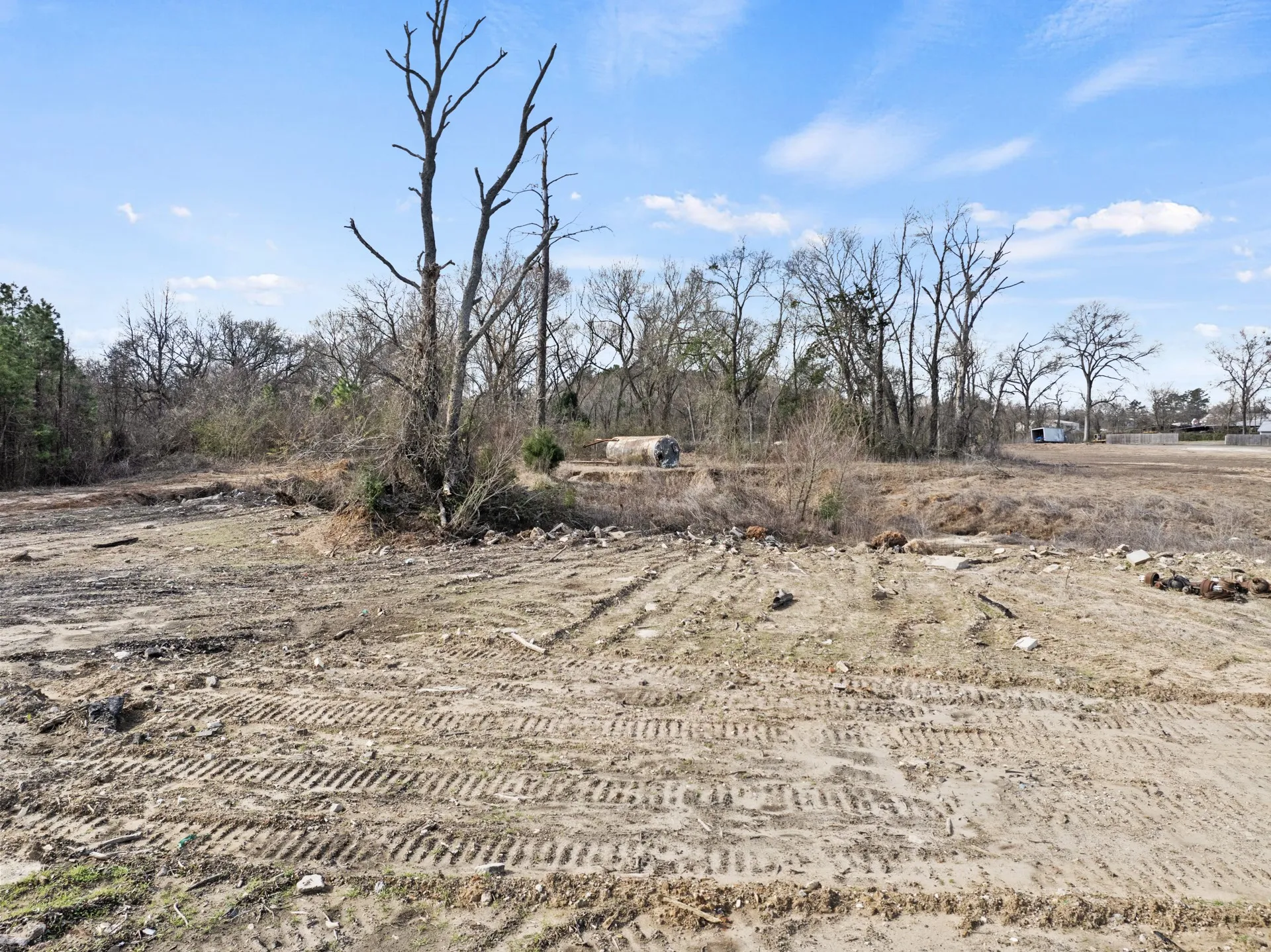 Industrial For Sale in Titus County , 760 E 16th Street, Mt Pleasant, Texas 75455, 0, 0, Garage spaces, 0 Sqft, built in 1995, Preowned, mls#21066846, Real Estate Agent in Mt Pleasant, Homes For Sale in Titus county, Homes For Sale in Mt Pleasant, Realtor in Mt Pleasant Texas, Real Estate Brokerage Independent Realty Texas, Luminita Cordes Realtor