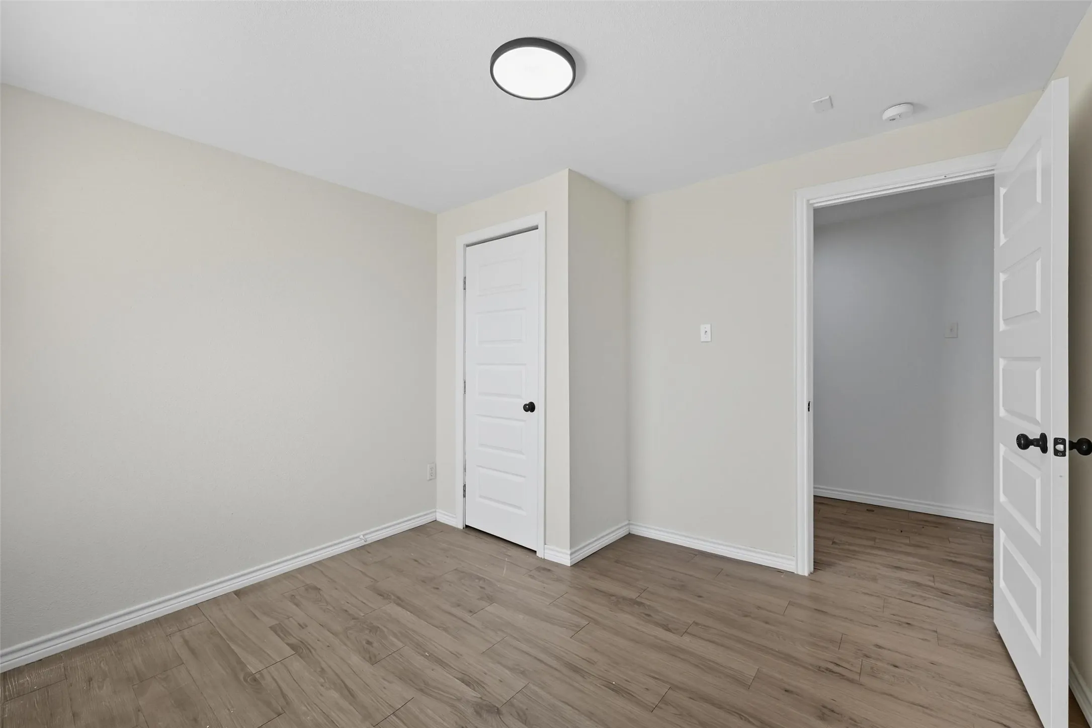 Duplex For Sale in Grayson County , 620 S Charles Street, Sherman, Texas 75090, 7 Bedroom, 4 Bathroom, Garage spaces, 0 Sqft, built in 1930, Preowned, mls#21071291, Real Estate Agent in Sherman, Homes For Sale in Grayson county, Homes For Sale in Sherman, Realtor in Sherman Texas, Real Estate Brokerage Independent Realty Texas, Luminita Cordes Realtor