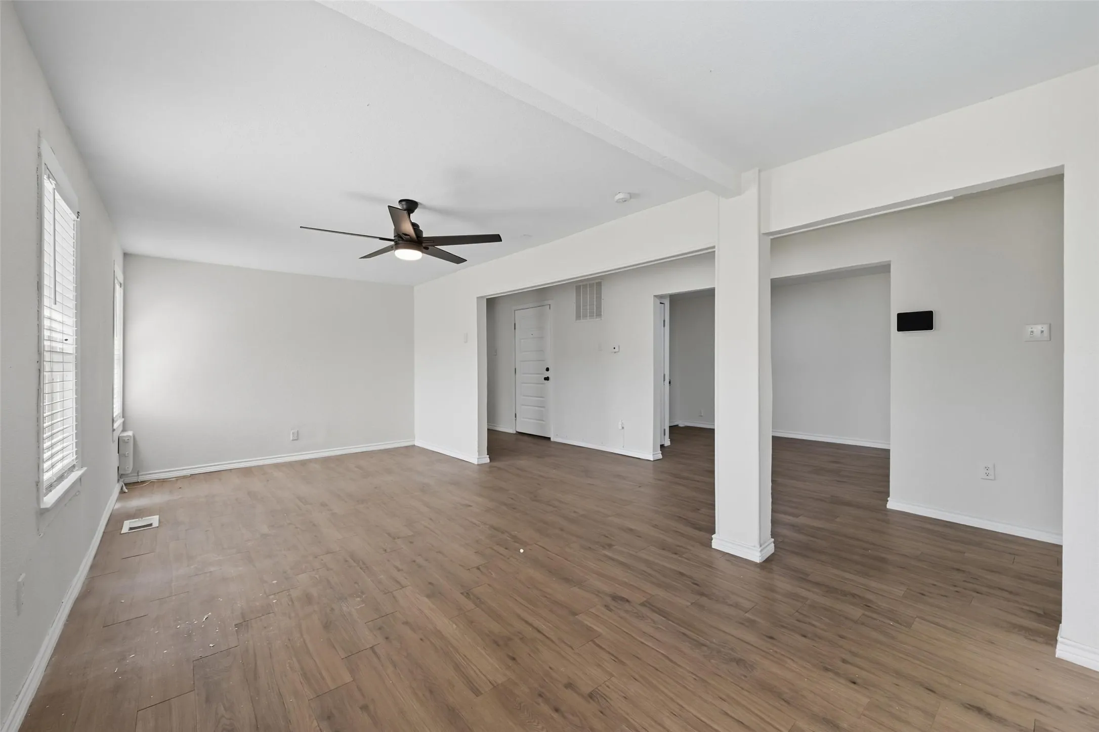 Duplex For Sale in Grayson County , 620 S Charles Street, Sherman, Texas 75090, 7 Bedroom, 4 Bathroom, Garage spaces, 0 Sqft, built in 1930, Preowned, mls#21071291, Real Estate Agent in Sherman, Homes For Sale in Grayson county, Homes For Sale in Sherman, Realtor in Sherman Texas, Real Estate Brokerage Independent Realty Texas, Luminita Cordes Realtor