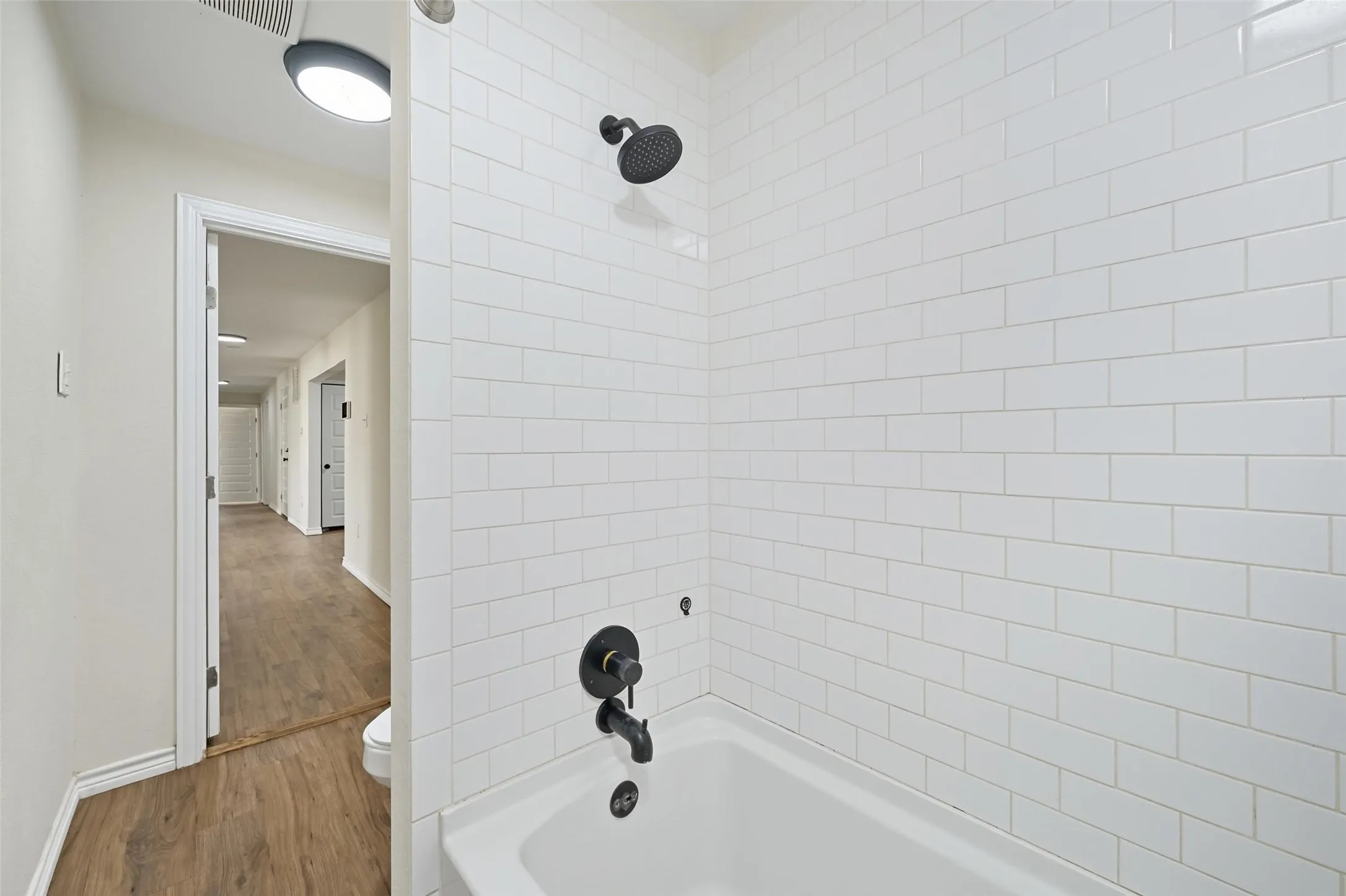 Duplex For Sale in Grayson County , 620 S Charles Street, Sherman, Texas 75090, 7 Bedroom, 4 Bathroom, Garage spaces, 0 Sqft, built in 1930, Preowned, mls#21071291, Real Estate Agent in Sherman, Homes For Sale in Grayson county, Homes For Sale in Sherman, Realtor in Sherman Texas, Real Estate Brokerage Independent Realty Texas, Luminita Cordes Realtor