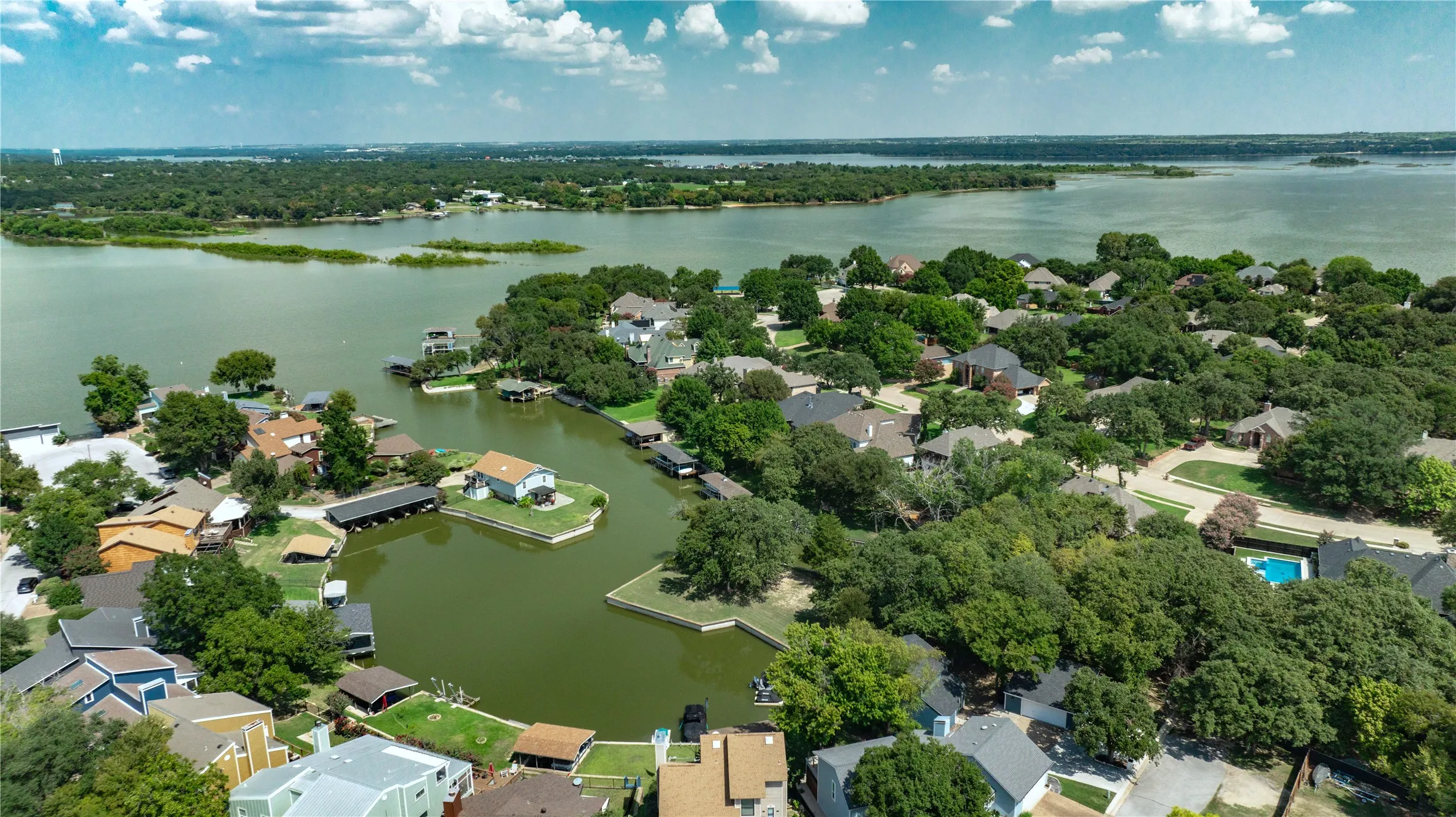 Improved Land For Sale in Tarrant County , 504 Harbor Drive S, Azle, Texas 76020, 0, 0, Garage spaces, 0 Sqft, built in 0, mls#21071311, Real Estate Agent in Azle, Homes For Sale in Tarrant county, Homes For Sale in Azle, Realtor in Azle Texas, Real Estate Brokerage Independent Realty Texas, Luminita Cordes Realtor