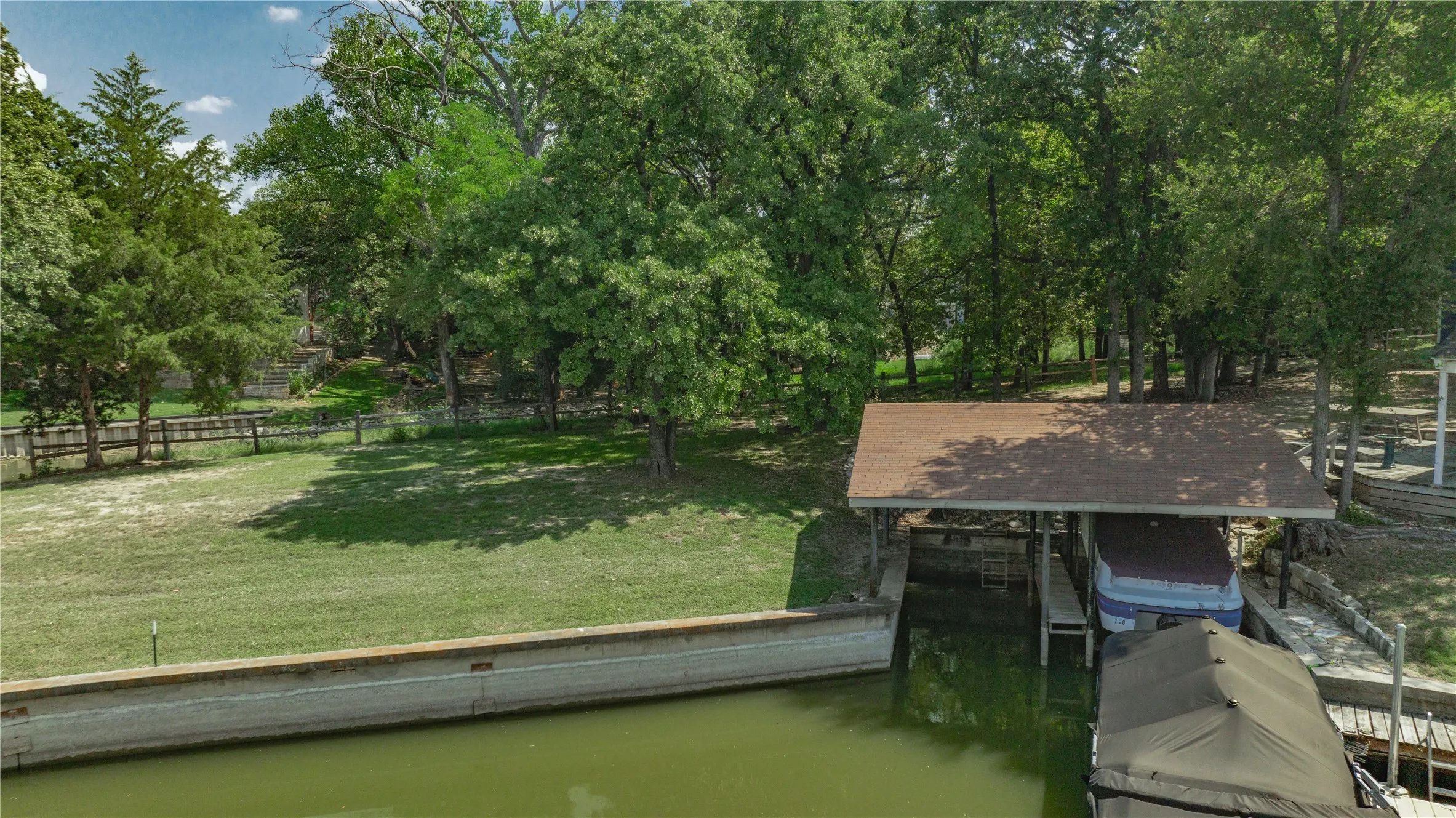 Improved Land For Sale in Tarrant County , 504 Harbor Drive S, Azle, Texas 76020, 0, 0, Garage spaces, 0 Sqft, built in 0, mls#21071311, Real Estate Agent in Azle, Homes For Sale in Tarrant county, Homes For Sale in Azle, Realtor in Azle Texas, Real Estate Brokerage Independent Realty Texas, Luminita Cordes Realtor