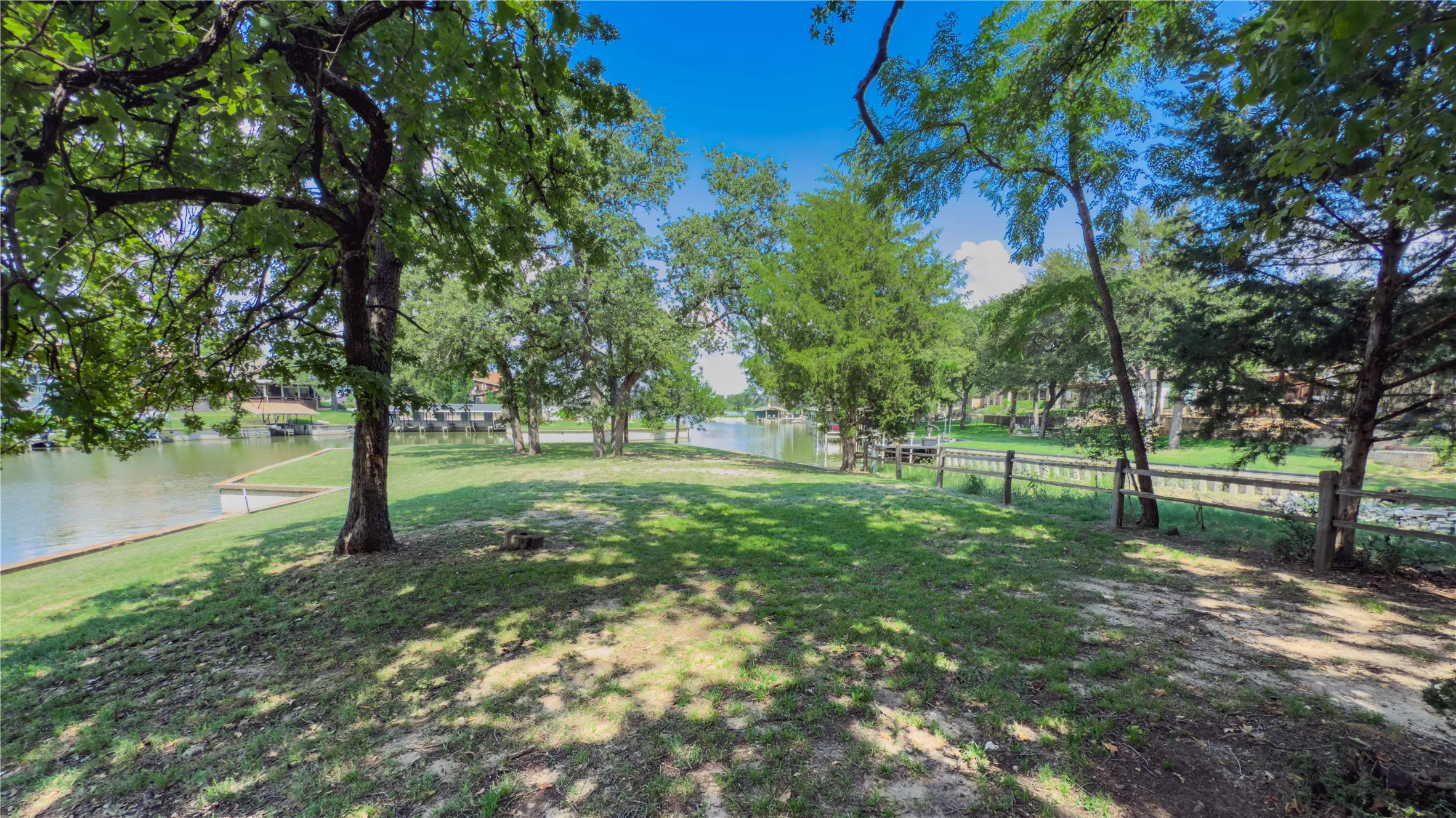 Improved Land For Sale in Tarrant County , 504 Harbor Drive S, Azle, Texas 76020, 0, 0, Garage spaces, 0 Sqft, built in 0, mls#21071311, Real Estate Agent in Azle, Homes For Sale in Tarrant county, Homes For Sale in Azle, Realtor in Azle Texas, Real Estate Brokerage Independent Realty Texas, Luminita Cordes Realtor