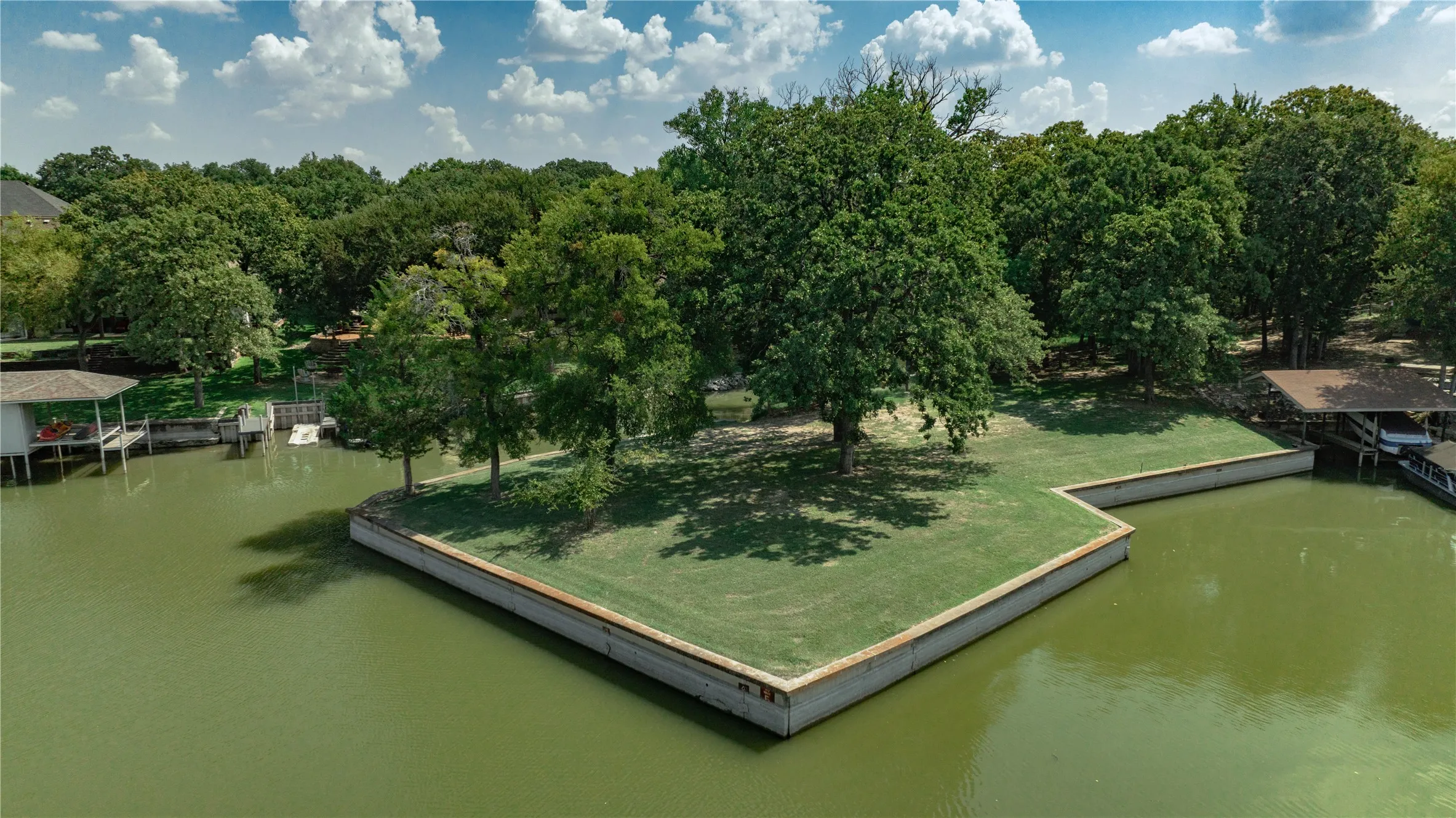 Improved Land For Sale in Tarrant County , 504 Harbor Drive S, Azle, Texas 76020, 0, 0, Garage spaces, 0 Sqft, built in 0, mls#21071311, Real Estate Agent in Azle, Homes For Sale in Tarrant county, Homes For Sale in Azle, Realtor in Azle Texas, Real Estate Brokerage Independent Realty Texas, Luminita Cordes Realtor