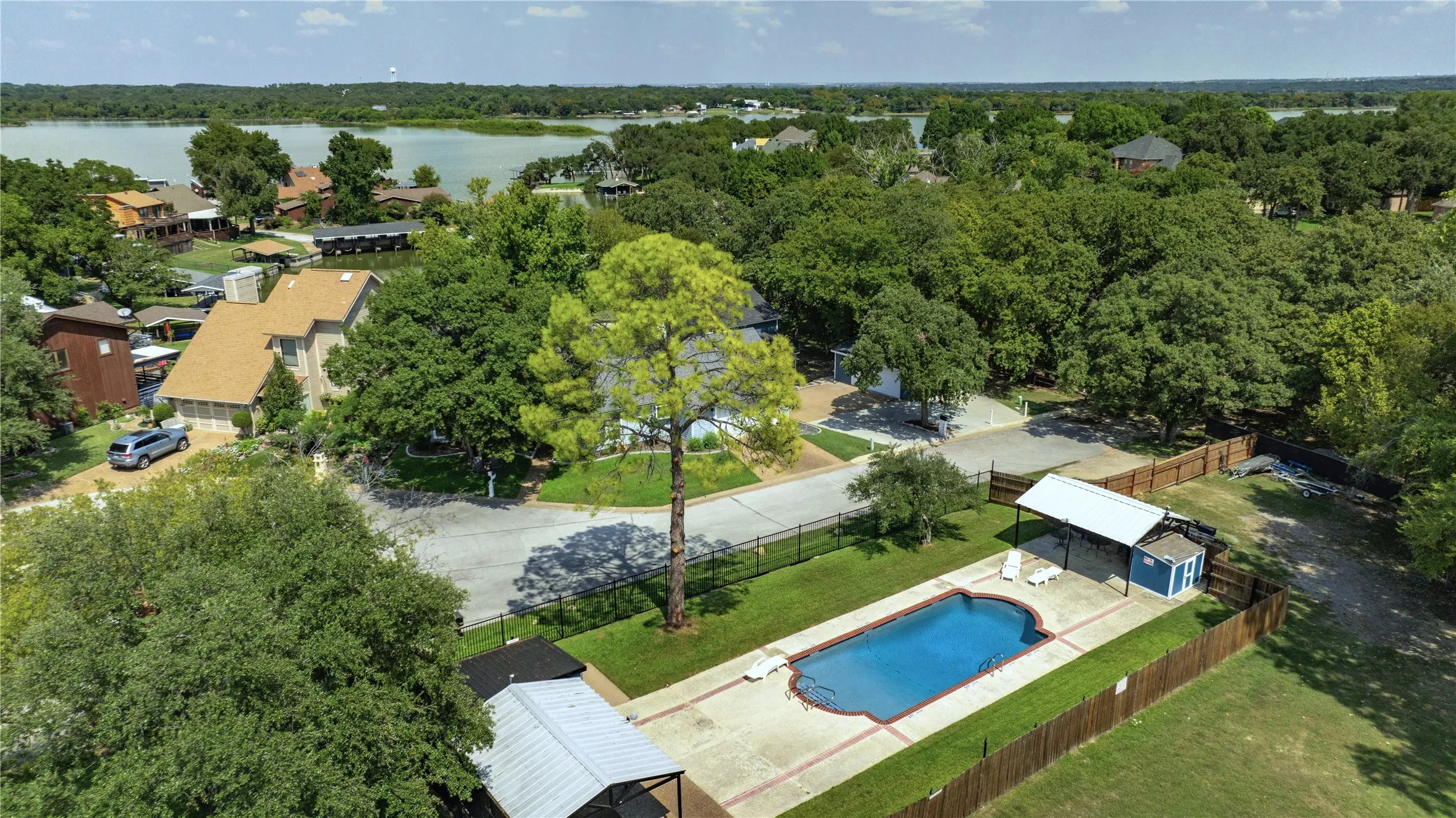Improved Land For Sale in Tarrant County , 504 Harbor Drive S, Azle, Texas 76020, 0, 0, Garage spaces, 0 Sqft, built in 0, mls#21071311, Real Estate Agent in Azle, Homes For Sale in Tarrant county, Homes For Sale in Azle, Realtor in Azle Texas, Real Estate Brokerage Independent Realty Texas, Luminita Cordes Realtor