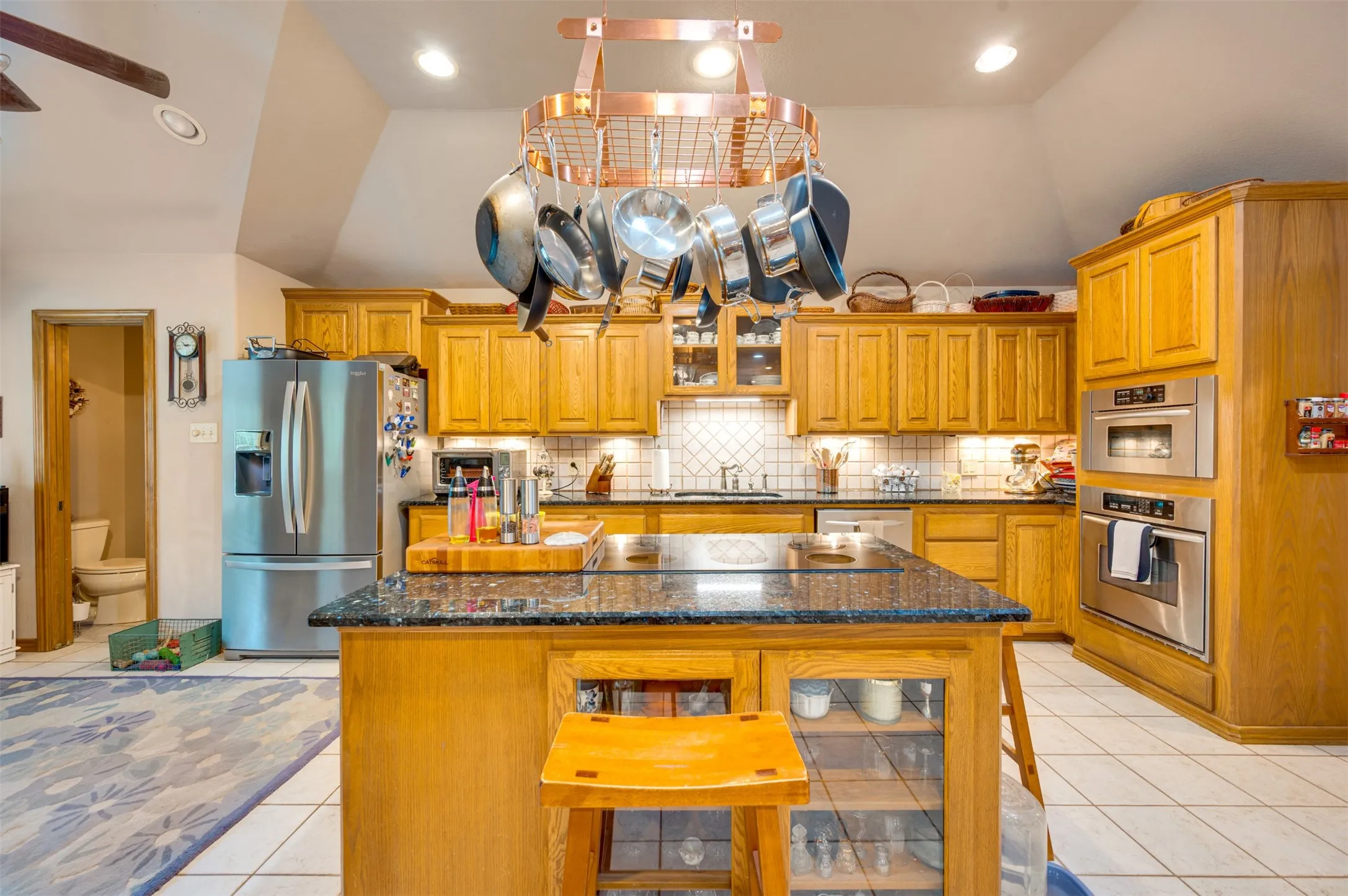 Single Family Residence For Sale in Anderson County , 3269 An County Road 153, Palestine, Texas 75801, 2 Bedroom, 3 Bathroom, 2 Garage spaces, 2,004 Sqft, built in 2006, mls#21071328, Real Estate Agent in Palestine, Homes For Sale in Anderson county, Homes For Sale in Palestine, Realtor in Palestine Texas, Real Estate Brokerage Independent Realty Texas, Luminita Cordes Realtor