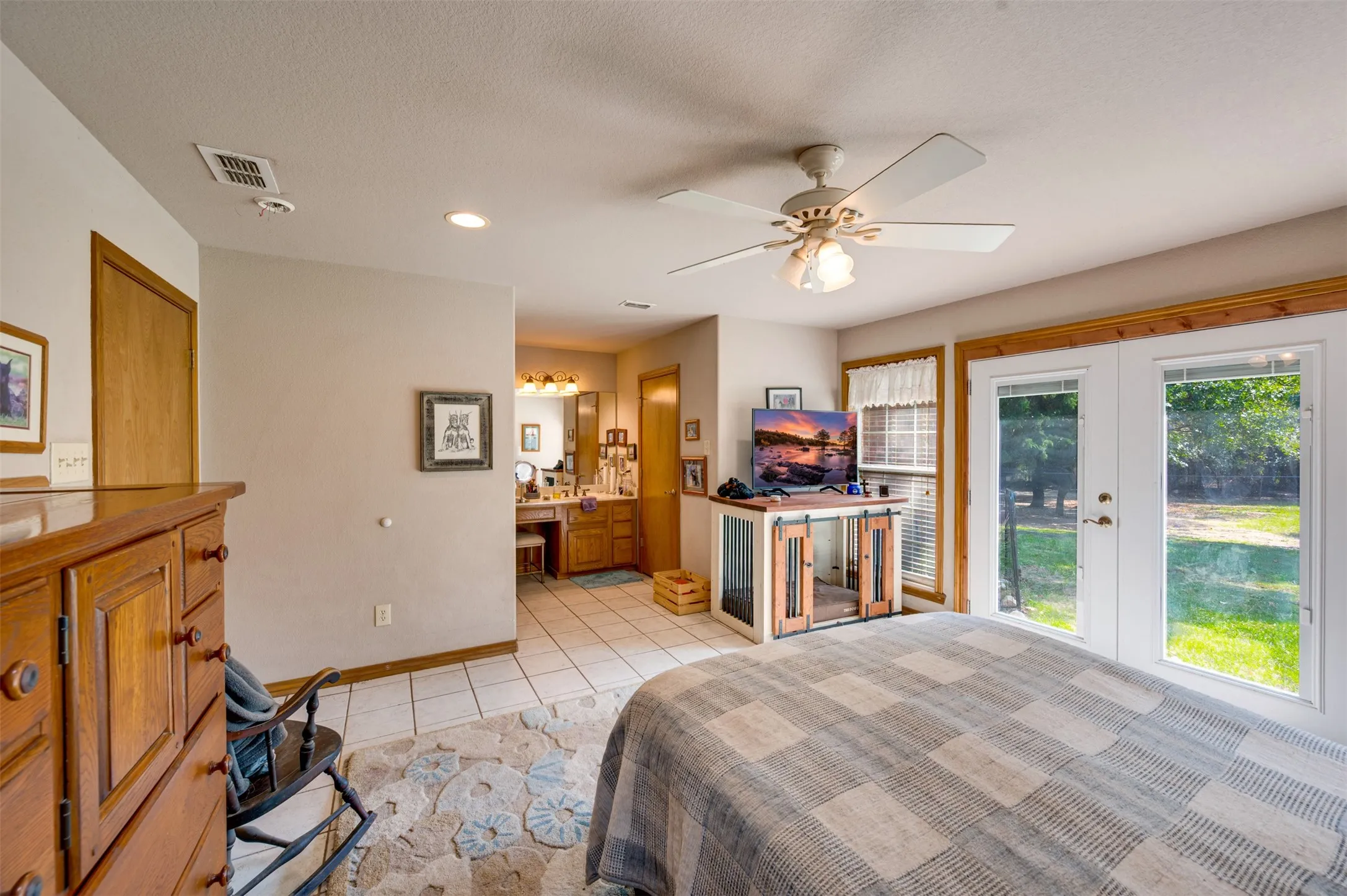 Single Family Residence For Sale in Anderson County , 3269 An County Road 153, Palestine, Texas 75801, 2 Bedroom, 3 Bathroom, 2 Garage spaces, 2,004 Sqft, built in 2006, mls#21071328, Real Estate Agent in Palestine, Homes For Sale in Anderson county, Homes For Sale in Palestine, Realtor in Palestine Texas, Real Estate Brokerage Independent Realty Texas, Luminita Cordes Realtor
