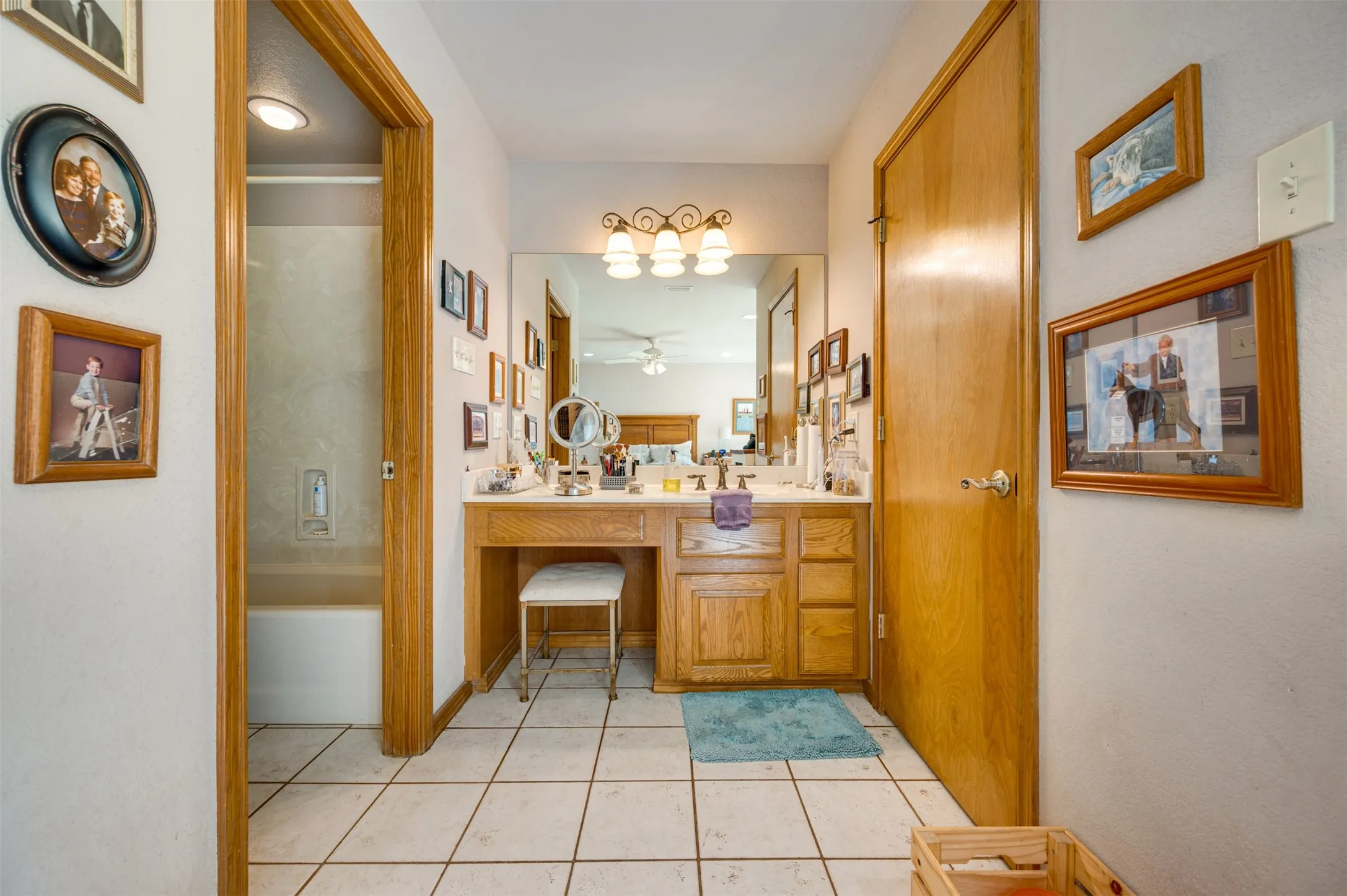 Single Family Residence For Sale in Anderson County , 3269 An County Road 153, Palestine, Texas 75801, 2 Bedroom, 3 Bathroom, 2 Garage spaces, 2,004 Sqft, built in 2006, mls#21071328, Real Estate Agent in Palestine, Homes For Sale in Anderson county, Homes For Sale in Palestine, Realtor in Palestine Texas, Real Estate Brokerage Independent Realty Texas, Luminita Cordes Realtor