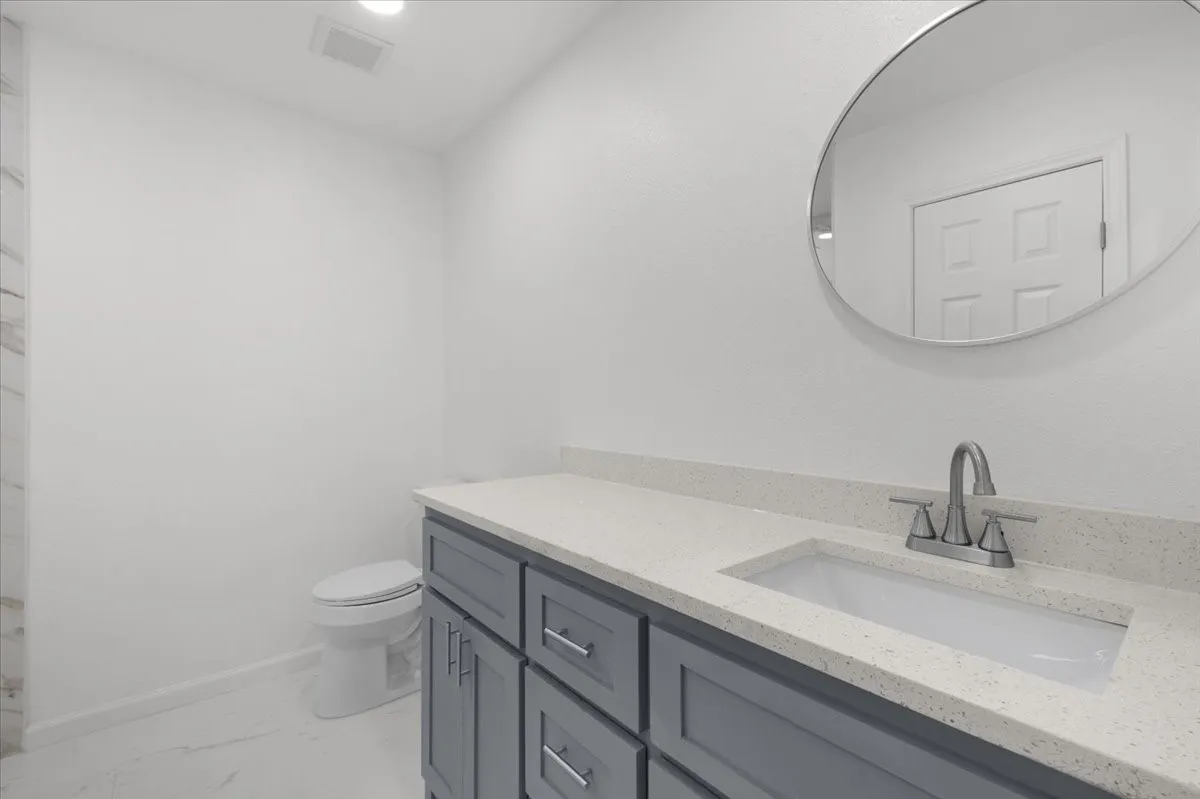 Single Family Residence For Sale in Dallas County , 818 Hollywood Avenue, Dallas, Texas 75208, 3 Bedroom, 2 Bathroom, Garage spaces, 1,531 Sqft, built in 1924, mls#21071194, Real Estate Agent in Dallas, Homes For Sale in Dallas county, Homes For Sale in Dallas, Realtor in Dallas Texas, Real Estate Brokerage Independent Realty Texas, Luminita Cordes Realtor
