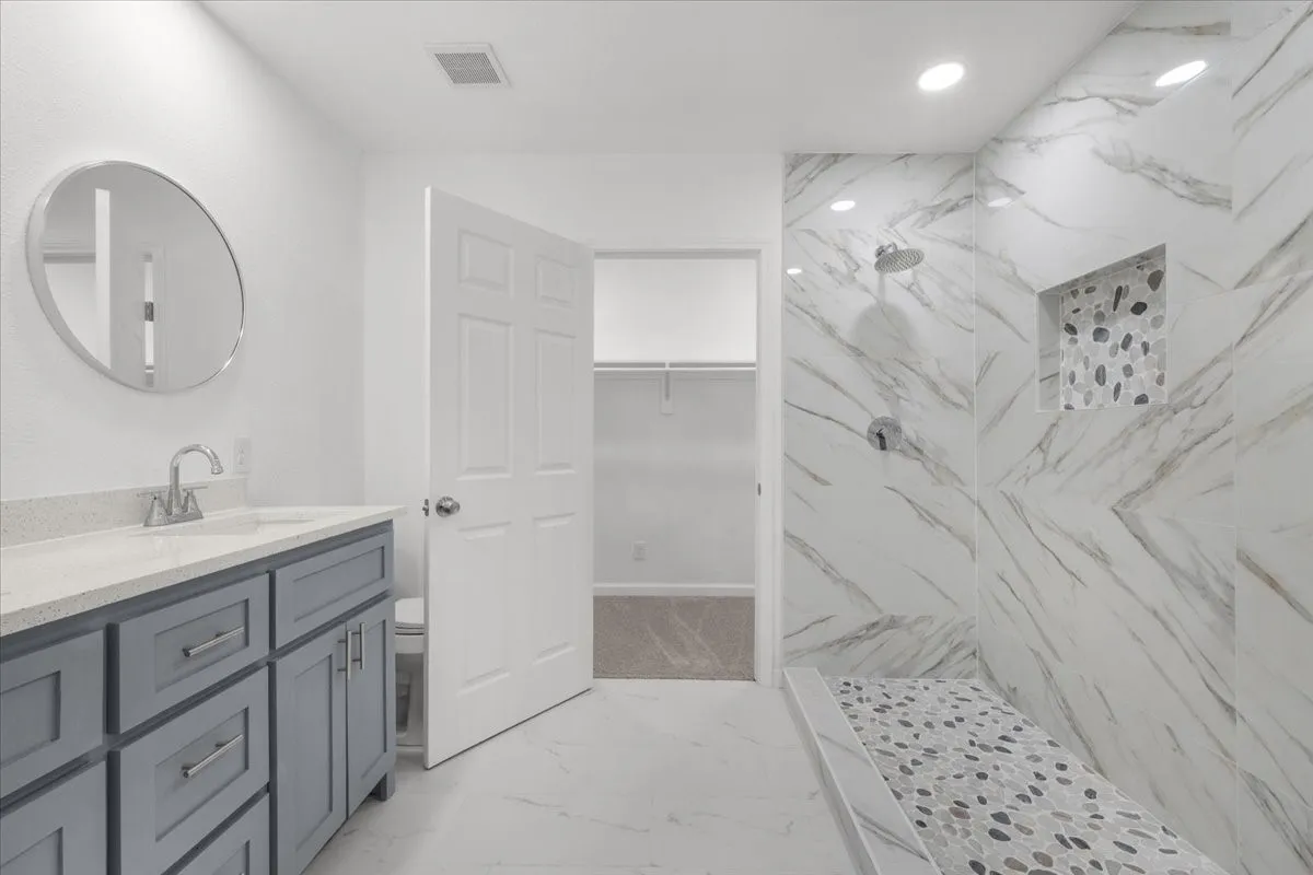 Single Family Residence For Sale in Dallas County , 818 Hollywood Avenue, Dallas, Texas 75208, 3 Bedroom, 2 Bathroom, Garage spaces, 1,531 Sqft, built in 1924, mls#21071194, Real Estate Agent in Dallas, Homes For Sale in Dallas county, Homes For Sale in Dallas, Realtor in Dallas Texas, Real Estate Brokerage Independent Realty Texas, Luminita Cordes Realtor