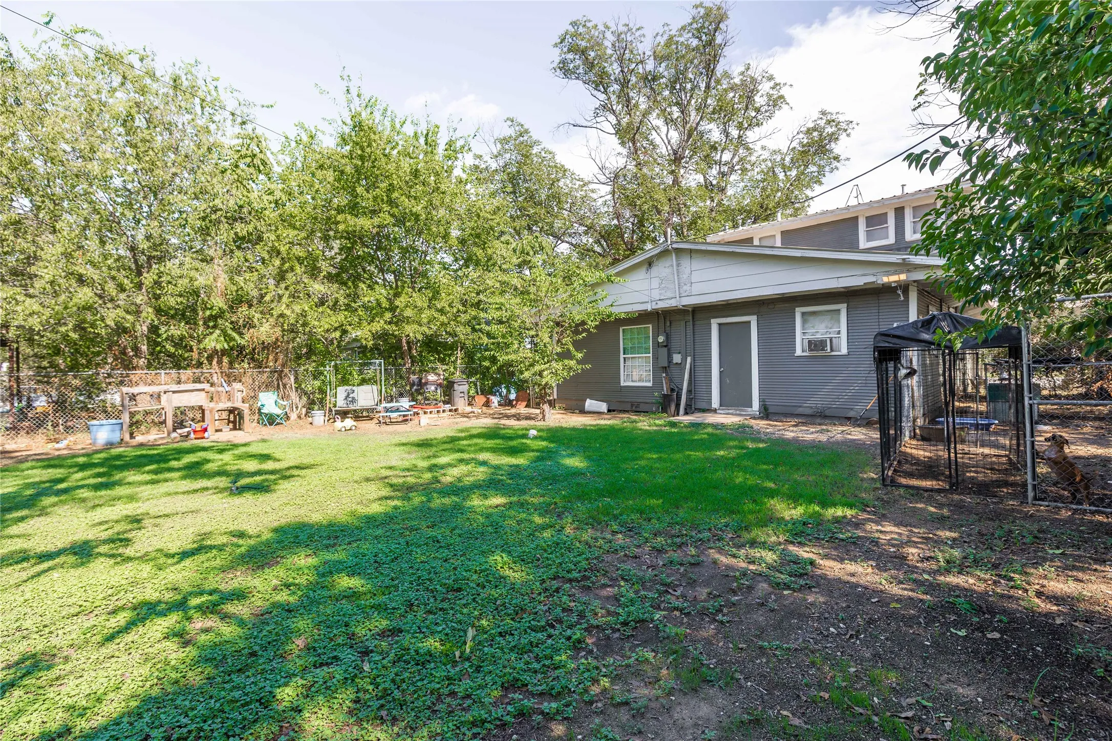 Single Family Residence For Sale in Brown County , 1909 Coggin Avenue, Brownwood, Texas 76801, 4 Bedroom, 2 Bathroom, Garage spaces, 2,239 Sqft, built in 1944, mls#21070530, Real Estate Agent in Brownwood, Homes For Sale in Brown county, Homes For Sale in Brownwood, Realtor in Brownwood Texas, Real Estate Brokerage Independent Realty Texas, Luminita Cordes Realtor