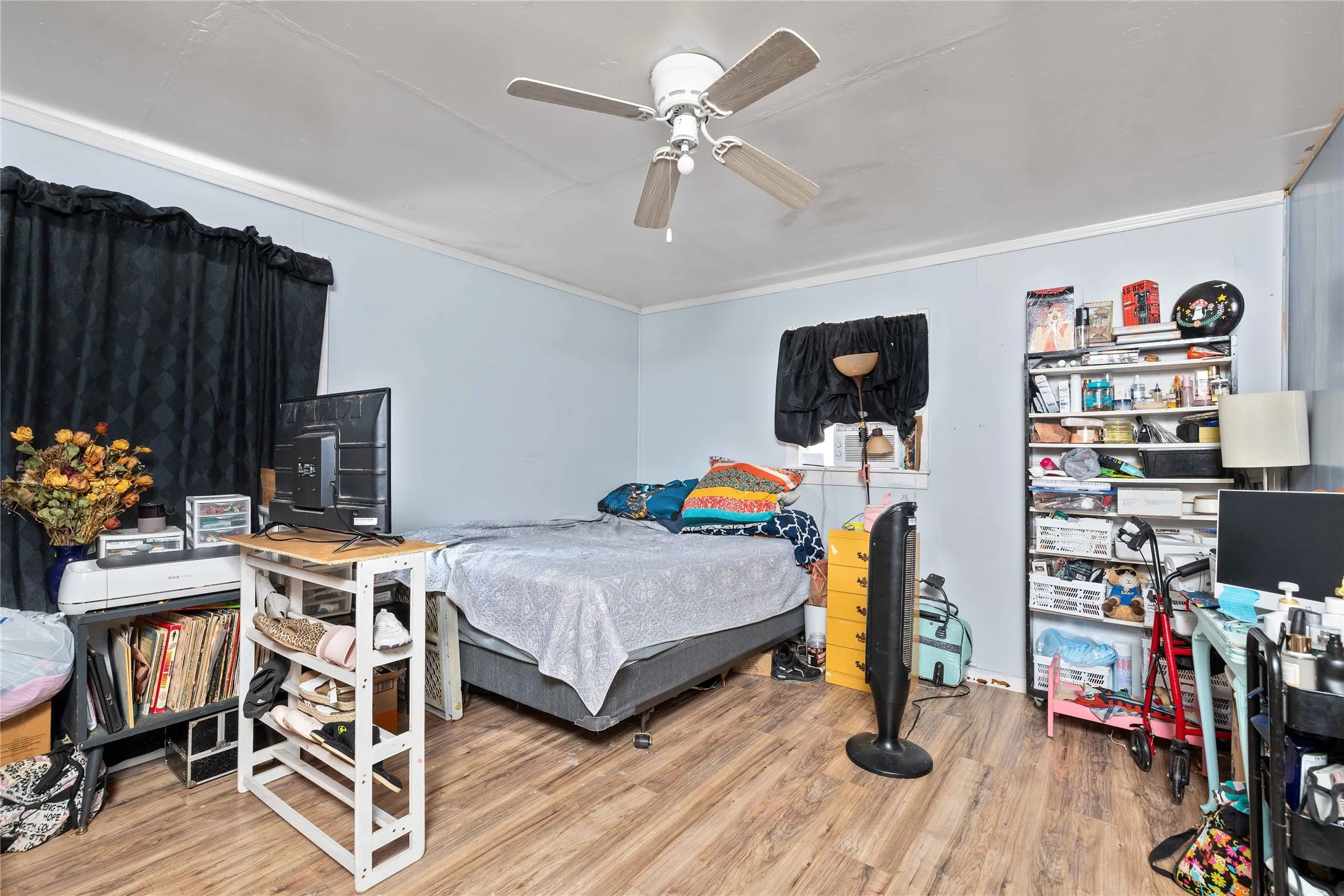 Single Family Residence For Sale in Brown County , 1909 Coggin Avenue, Brownwood, Texas 76801, 4 Bedroom, 2 Bathroom, Garage spaces, 2,239 Sqft, built in 1944, mls#21070530, Real Estate Agent in Brownwood, Homes For Sale in Brown county, Homes For Sale in Brownwood, Realtor in Brownwood Texas, Real Estate Brokerage Independent Realty Texas, Luminita Cordes Realtor