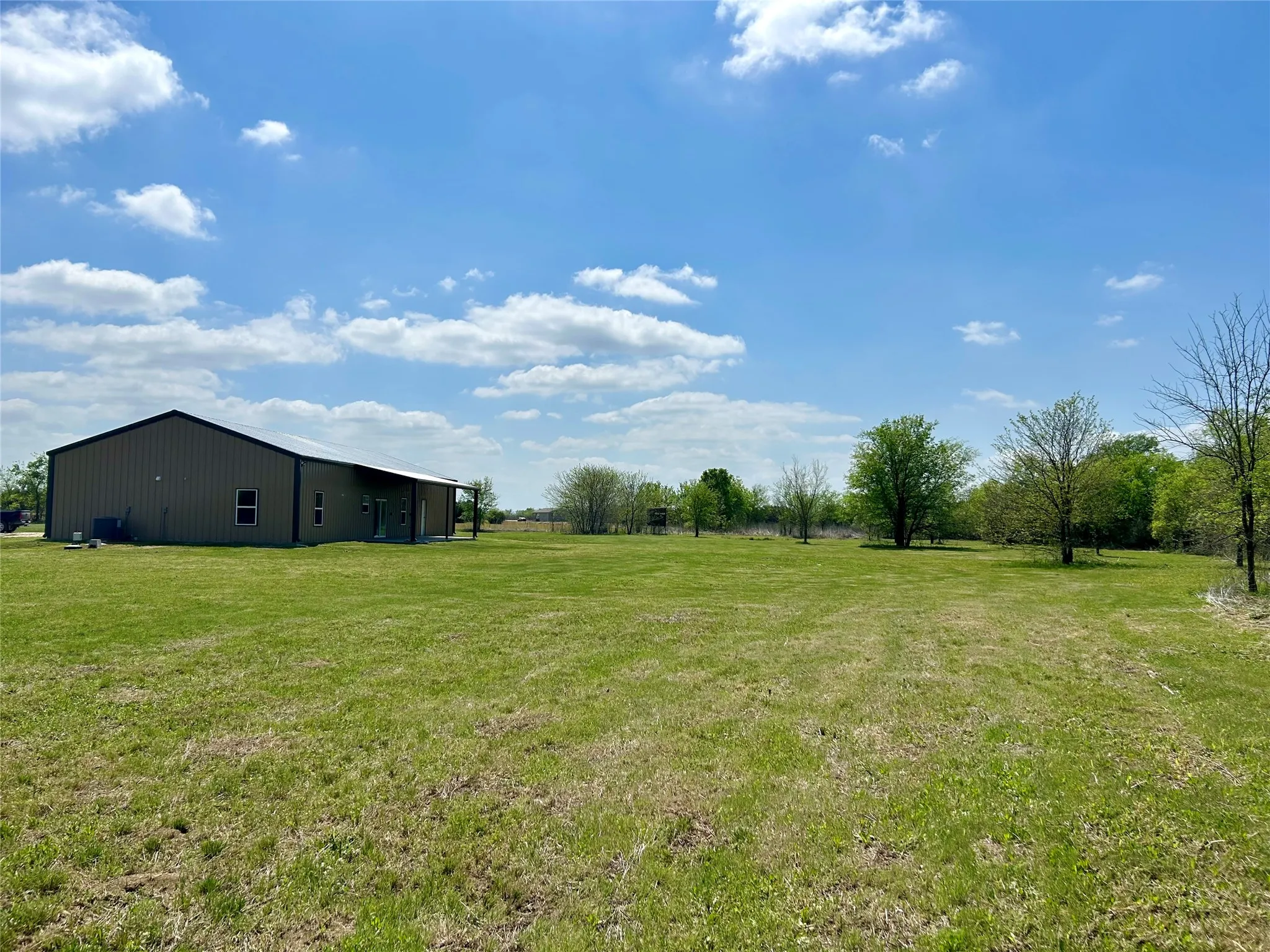Single Family Residence For Sale in Hill County , 231 Hcr 1206, Blum, Texas 76627, 4 Bedroom, 2 Bathroom, 2 Garage spaces, 1,750 Sqft, built in 2025, mls#21071046, Real Estate Agent in Blum, Homes For Sale in Hill county, Homes For Sale in Blum, Realtor in Blum Texas, Real Estate Brokerage Independent Realty Texas, Luminita Cordes Realtor