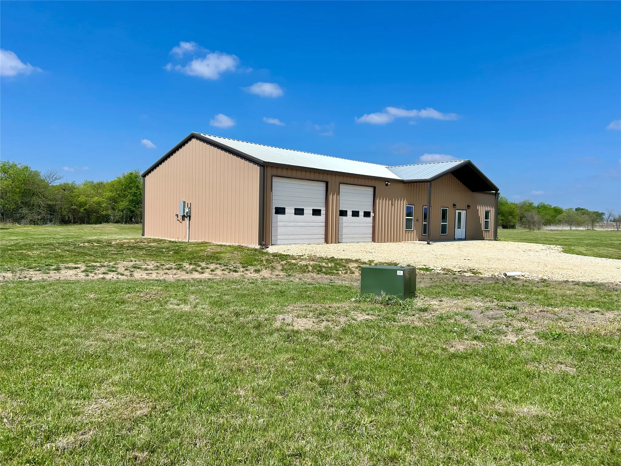 Single Family Residence For Sale in Hill County , 231 Hcr 1206, Blum, Texas 76627, 4 Bedroom, 2 Bathroom, 2 Garage spaces, 1,750 Sqft, built in 2025, mls#21071046, Real Estate Agent in Blum, Homes For Sale in Hill county, Homes For Sale in Blum, Realtor in Blum Texas, Real Estate Brokerage Independent Realty Texas, Luminita Cordes Realtor