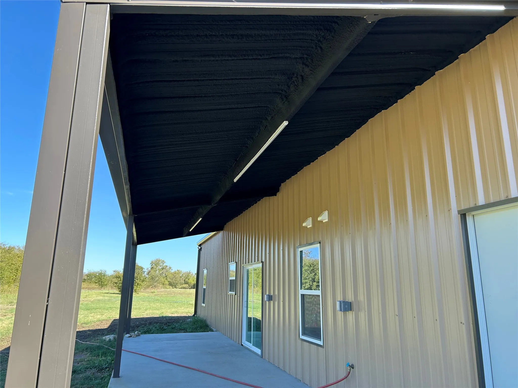Single Family Residence For Sale in Hill County , 231 Hcr 1206, Blum, Texas 76627, 4 Bedroom, 2 Bathroom, 2 Garage spaces, 1,750 Sqft, built in 2025, mls#21071046, Real Estate Agent in Blum, Homes For Sale in Hill county, Homes For Sale in Blum, Realtor in Blum Texas, Real Estate Brokerage Independent Realty Texas, Luminita Cordes Realtor