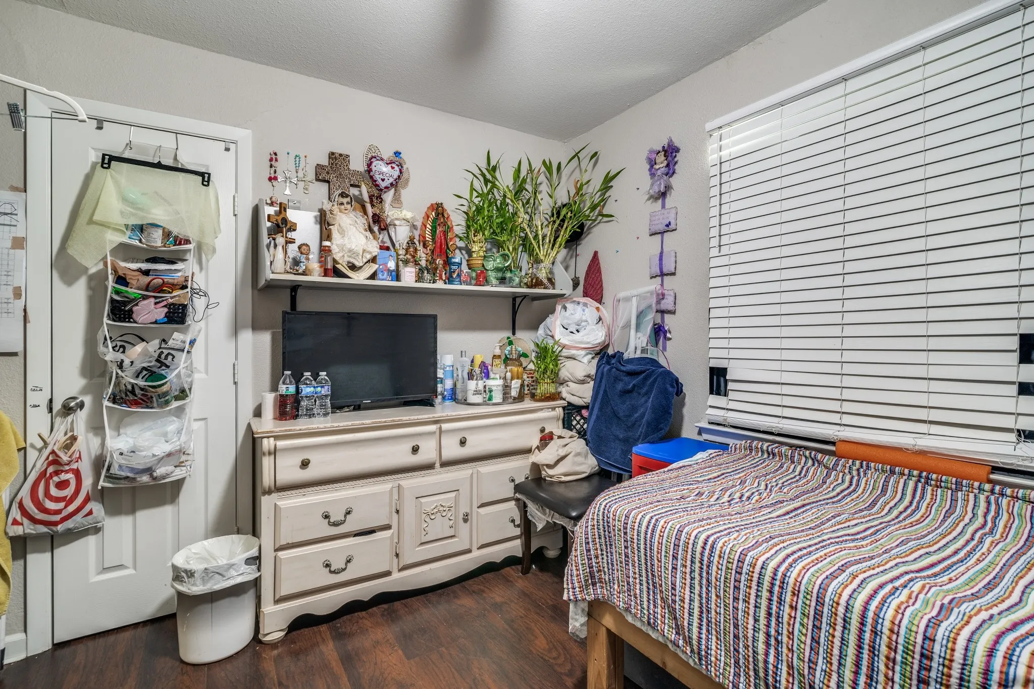 Single Family Residence For Sale in Dallas County , 1309 Woodcrest Drive, Mesquite, Texas 75149, 3 Bedroom, 1 Bathroom, Garage spaces, 946 Sqft, built in 1958, mls#21071772, Real Estate Agent in Mesquite, Homes For Sale in Dallas county, Homes For Sale in Mesquite, Realtor in Mesquite Texas, Real Estate Brokerage Independent Realty Texas, Luminita Cordes Realtor