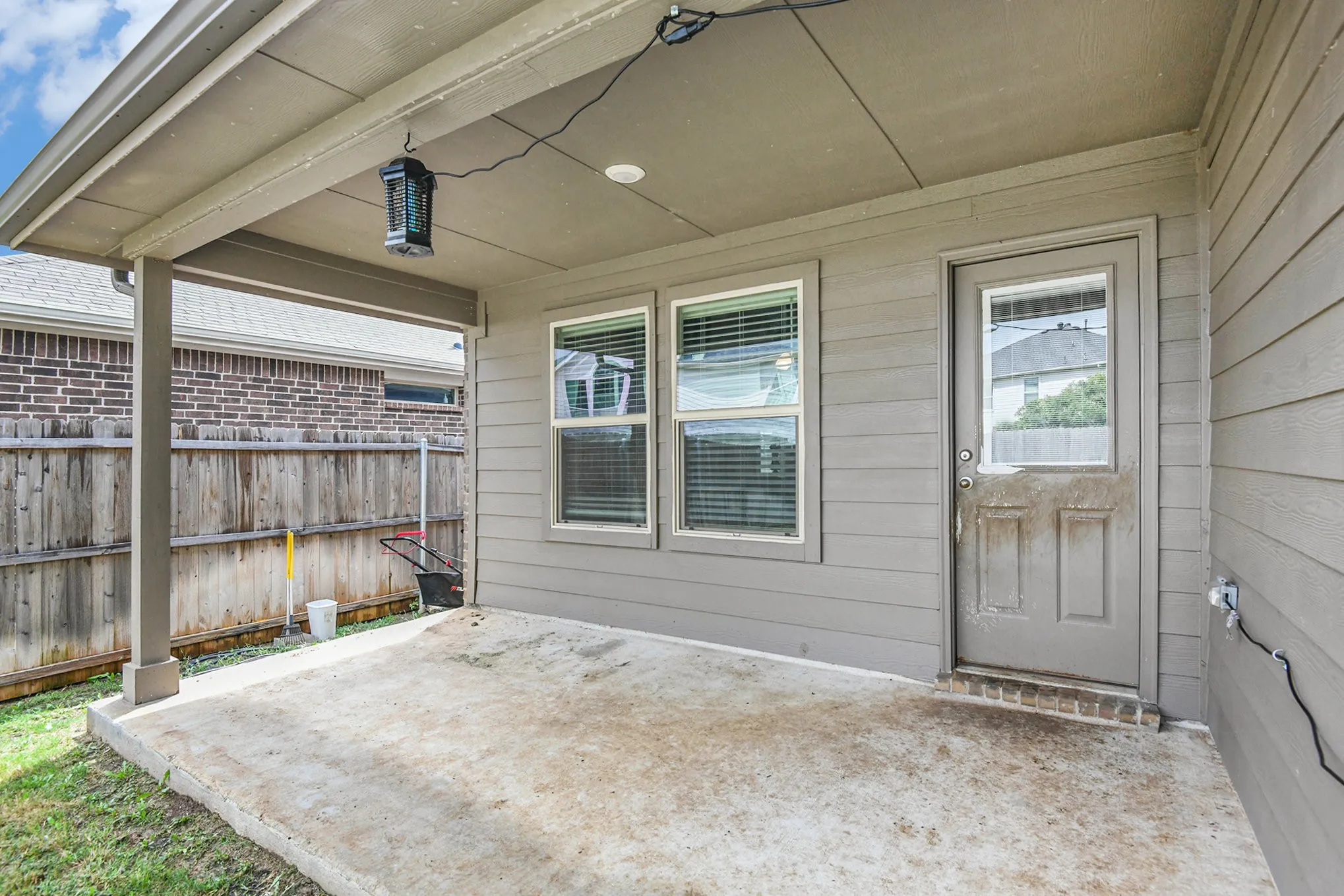 Single Family Residence For Sale in Tarrant County , 2920 Manu Street, Fort Worth, Texas 76123, 3 Bedroom, 2 Bathroom, 2 Garage spaces, 1,635 Sqft, built in 2023, Preowned, mls#21071912, Real Estate Agent in Fort Worth, Homes For Sale in Tarrant county, Homes For Sale in Fort Worth, Realtor in Fort Worth Texas, Real Estate Brokerage Independent Realty Texas, Luminita Cordes Realtor
